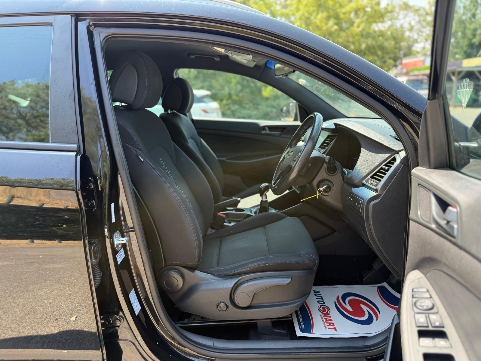 Hyundai Tucson view 30