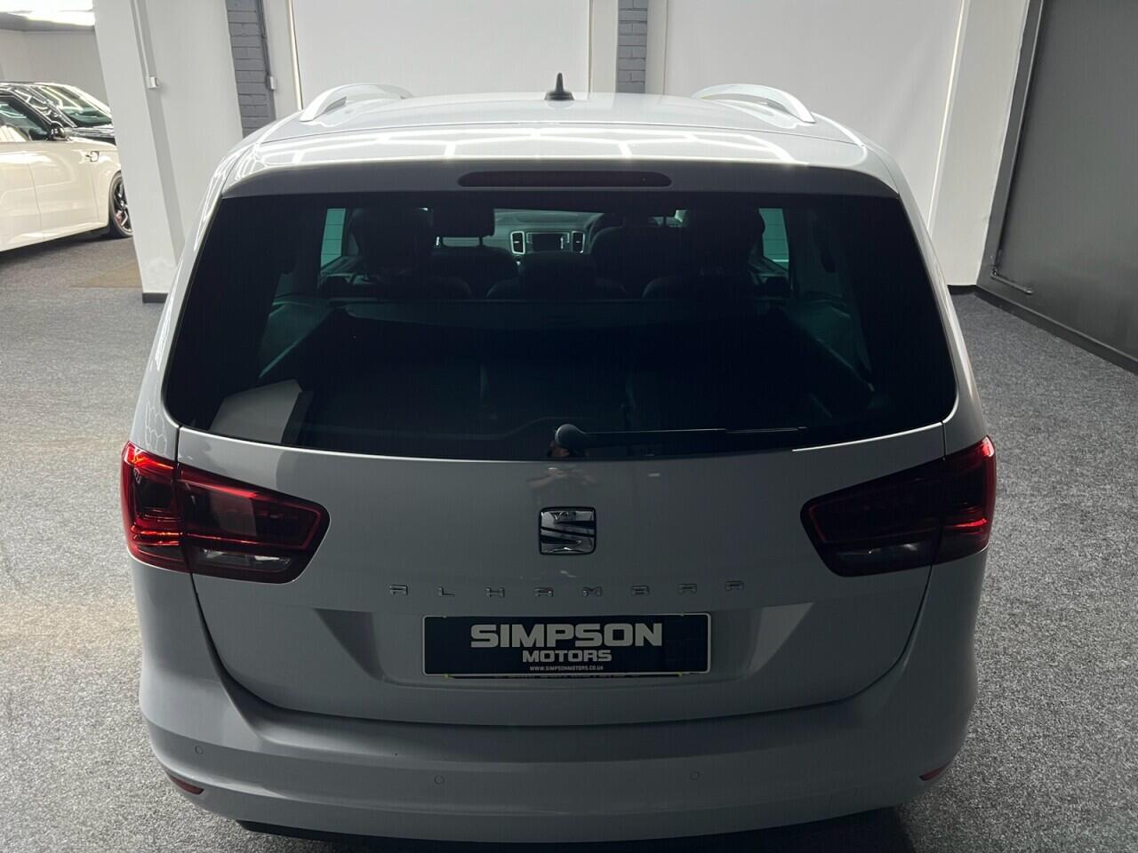 SEAT Alhambra view 9
