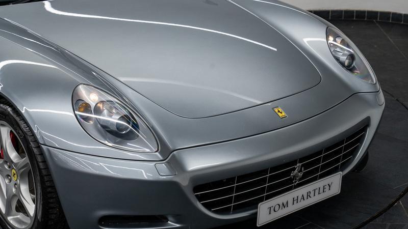 Ferrari 612 view 9