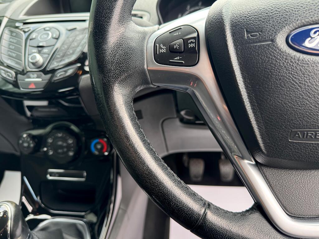 Ford Fiesta view 26