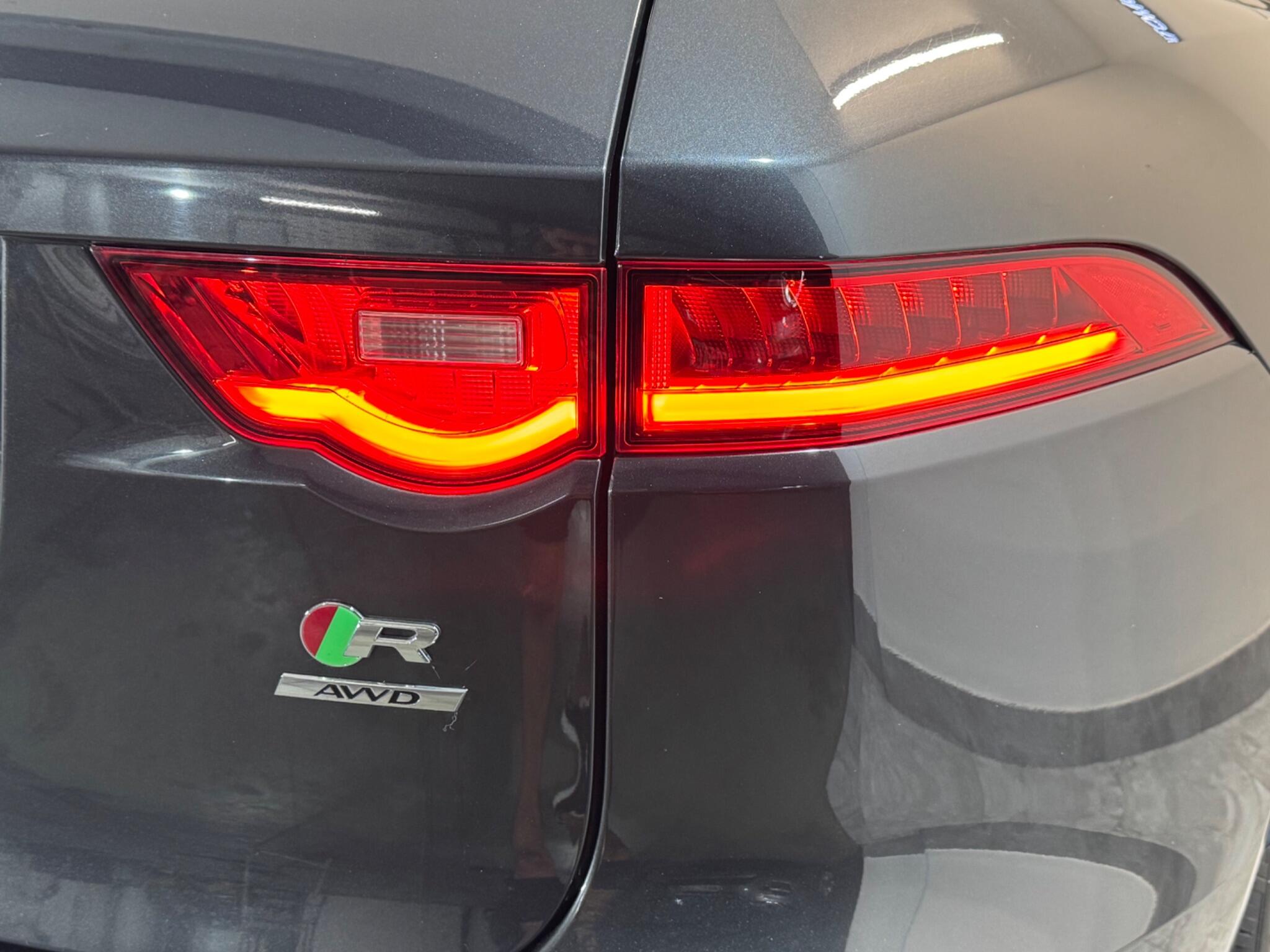 Jaguar F-Pace view 86
