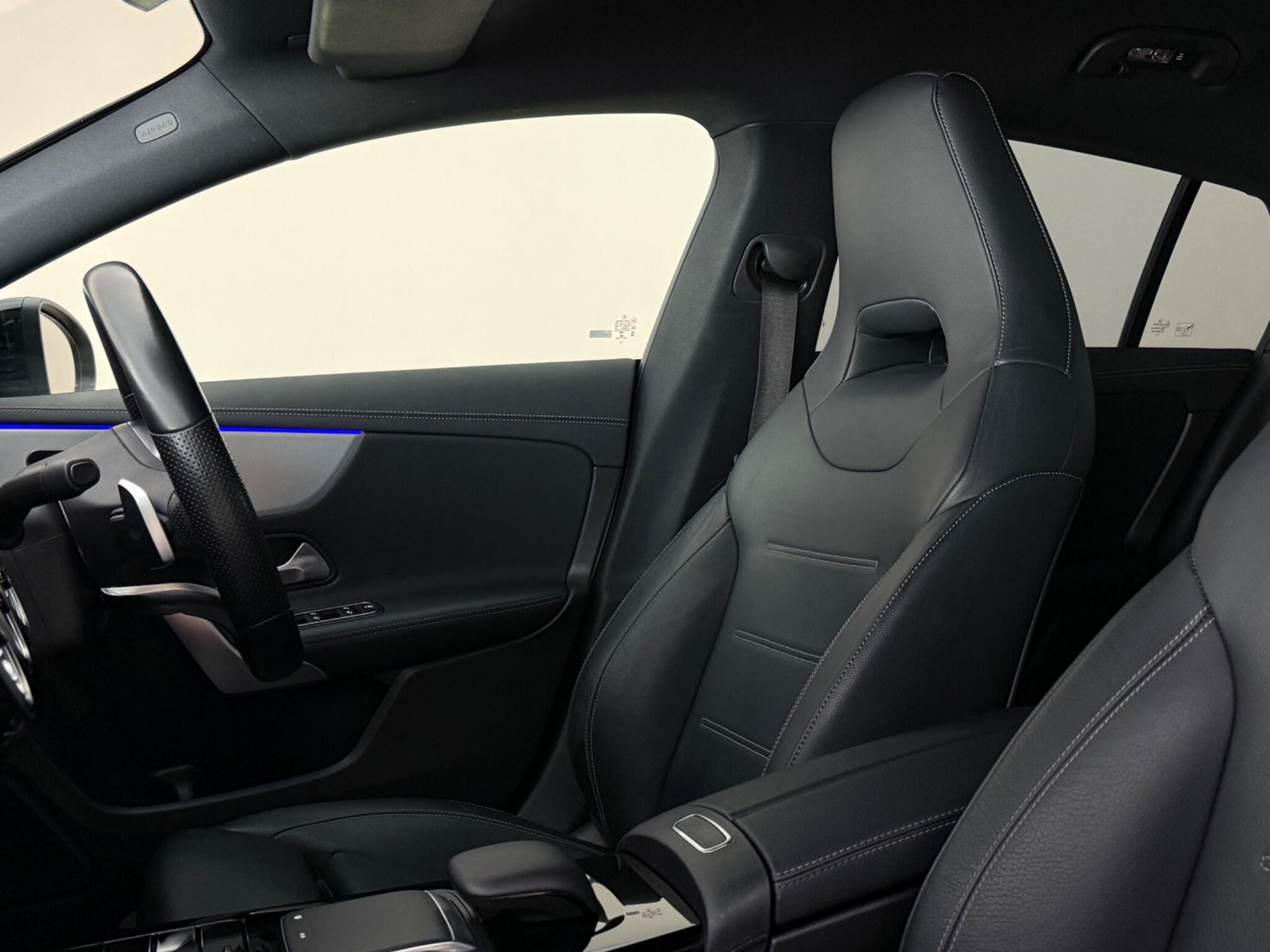 Mercedes-Benz CLA view 33