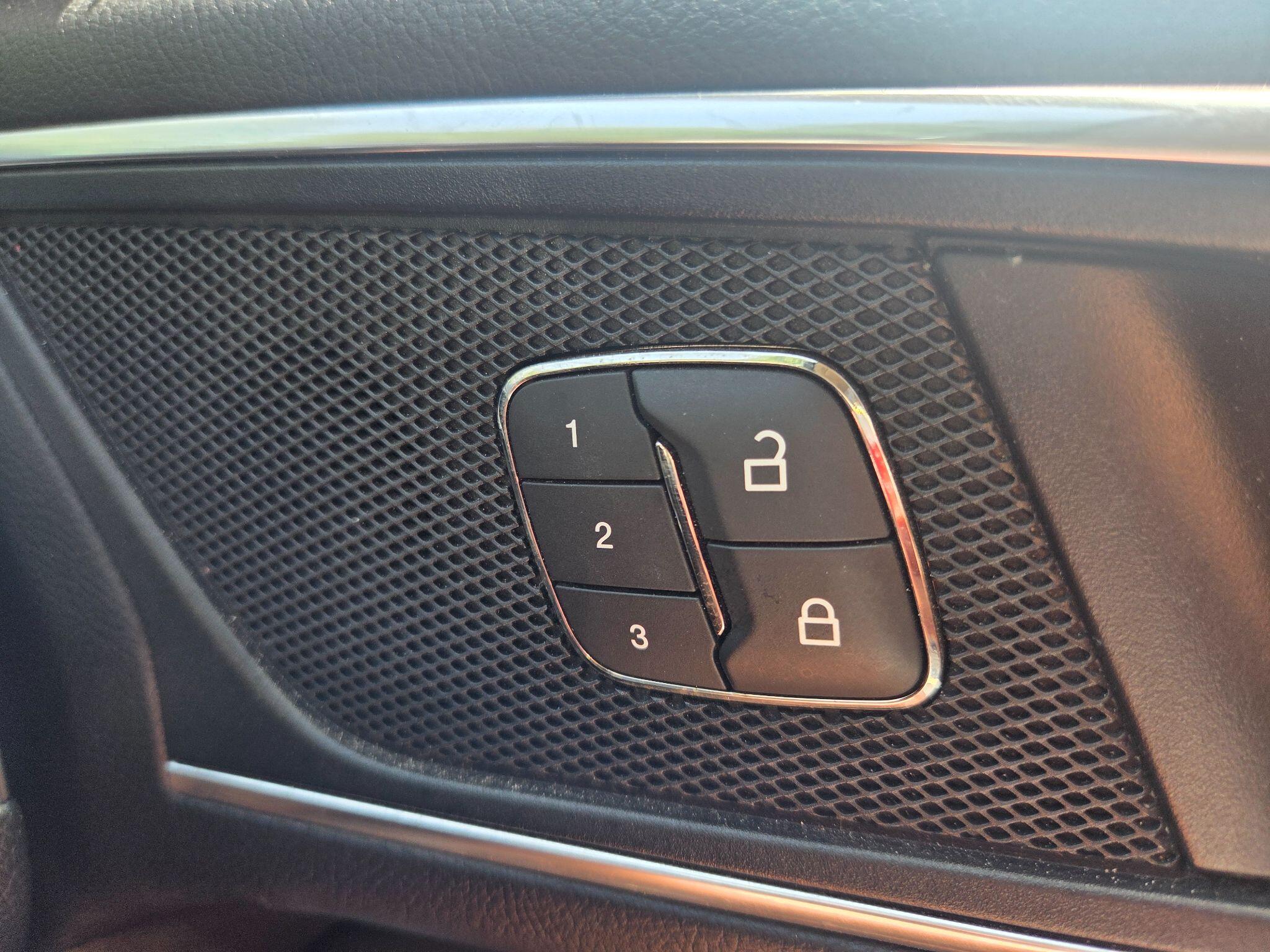 Ford S-Max view 20