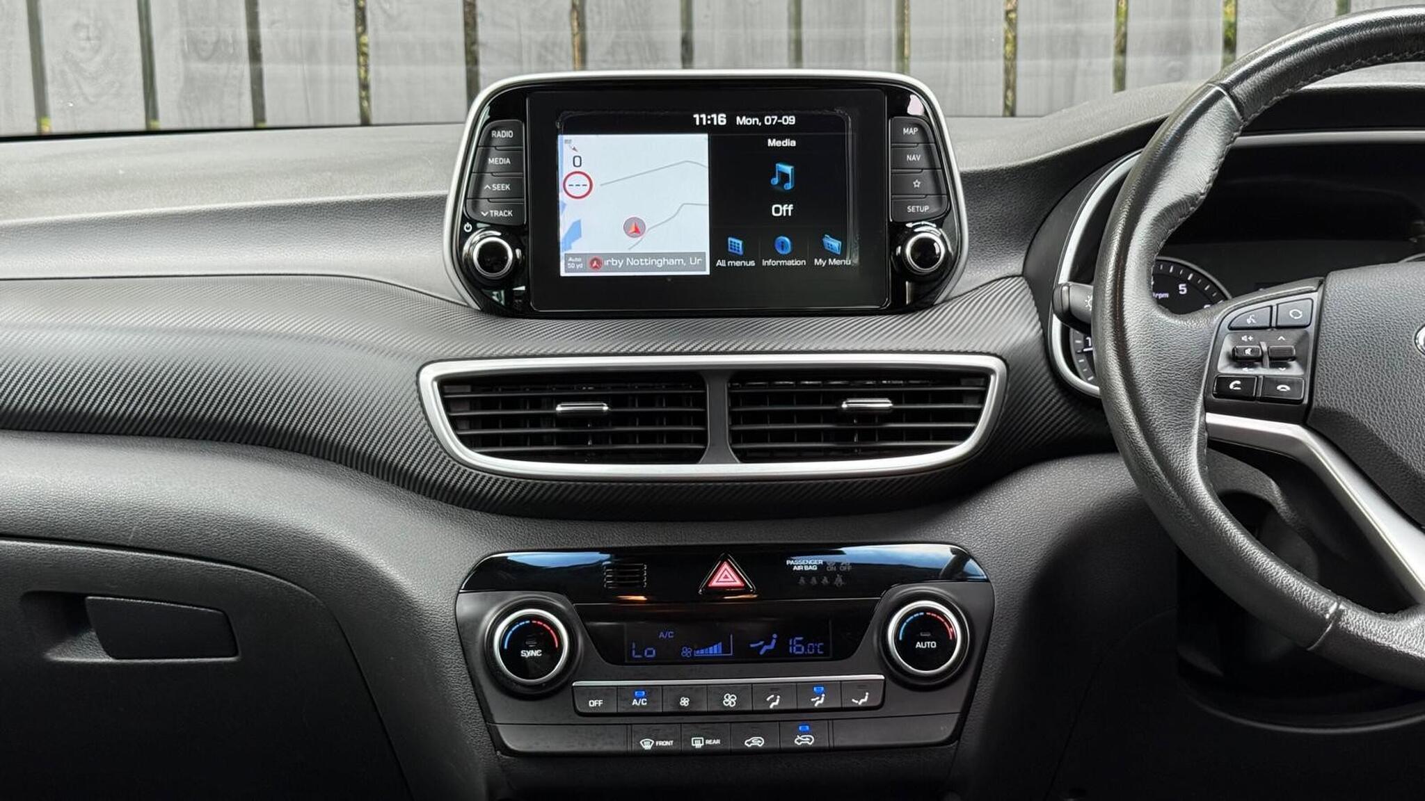 Hyundai Tucson view 16