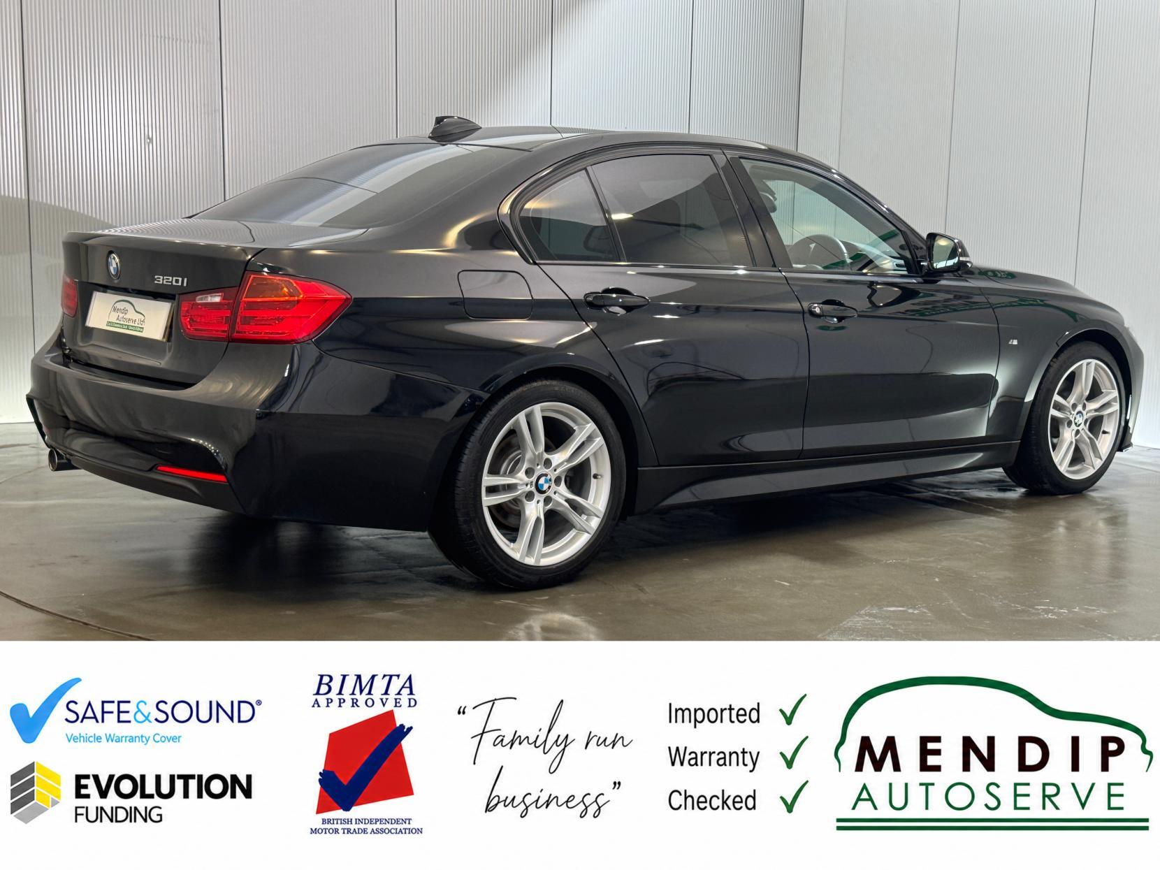 BMW 3 Series view 22