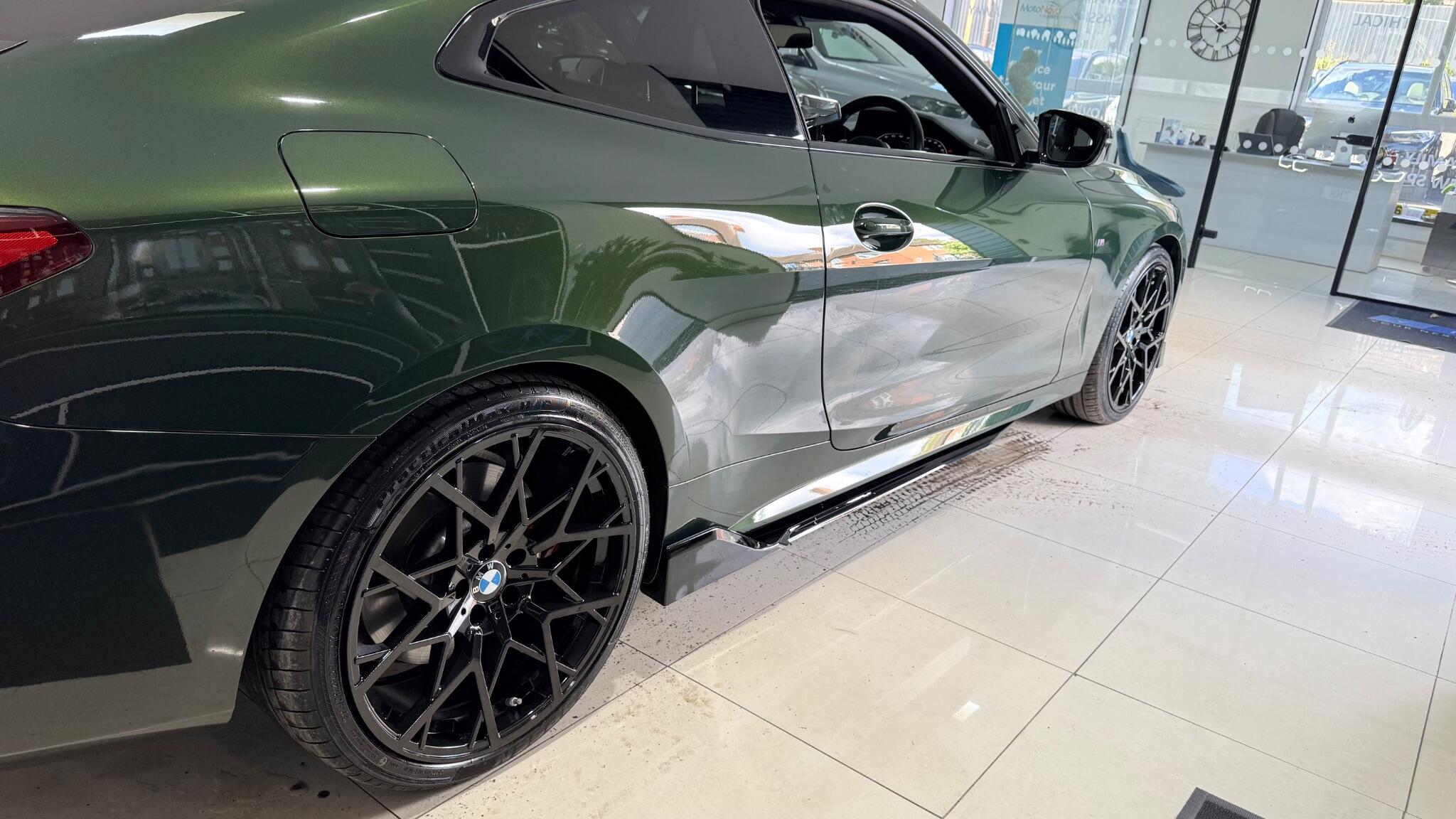 BMW 4 Series view 22