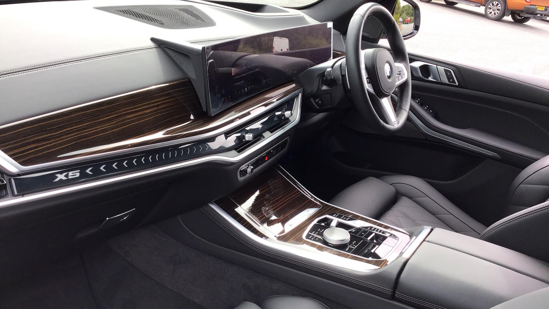 BMW X5 view 7