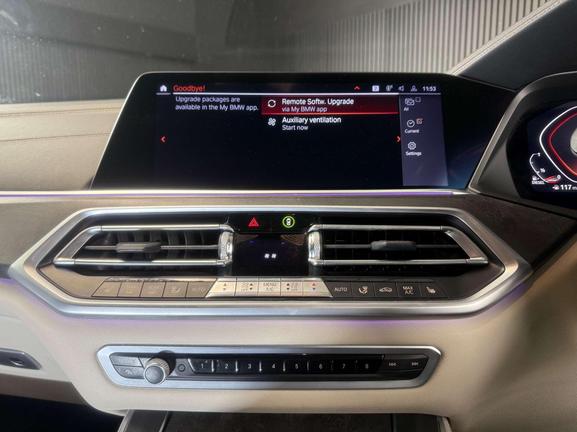 BMW X5 view 45