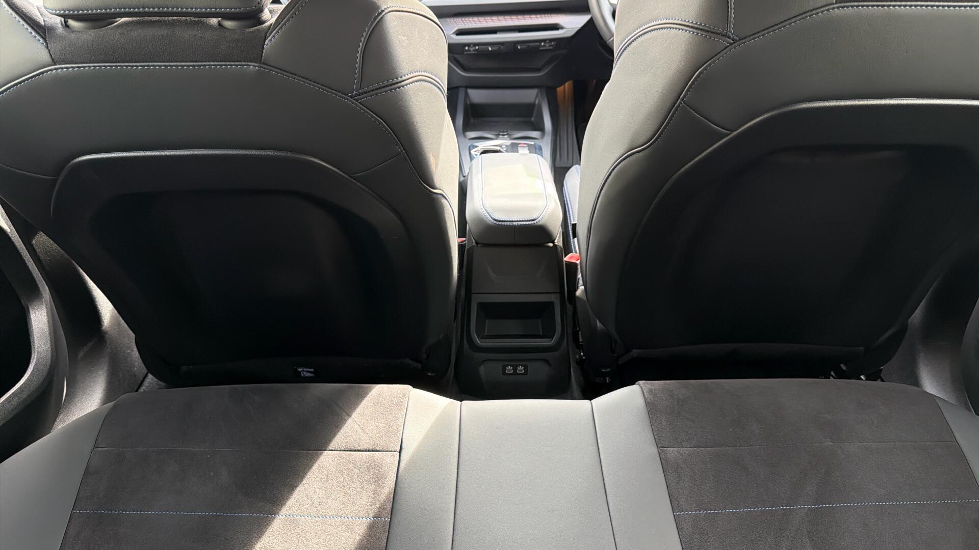 BMW 1 Series view 77