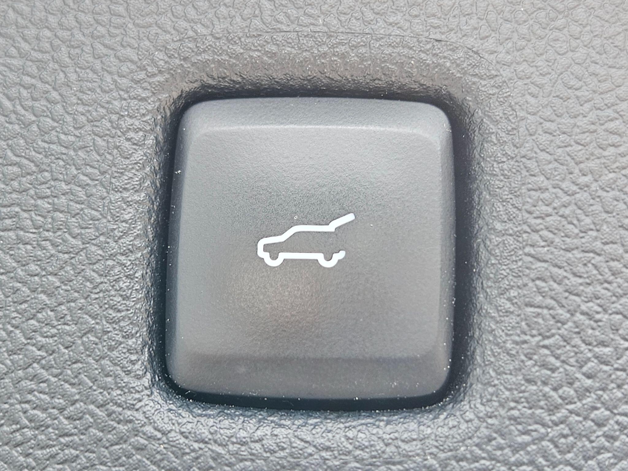 2022 Ford Kuga image 56