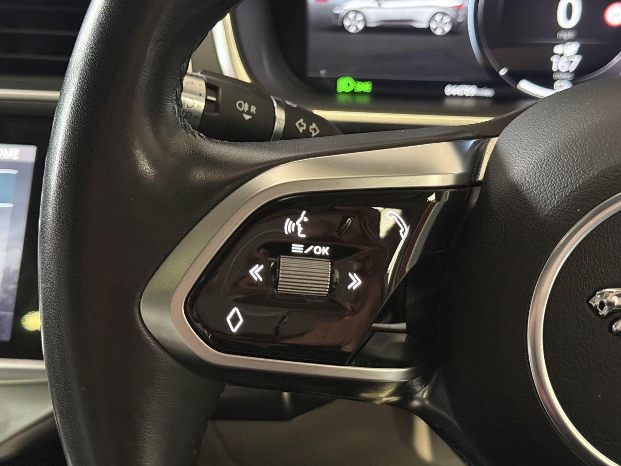 Jaguar I-Pace view 39