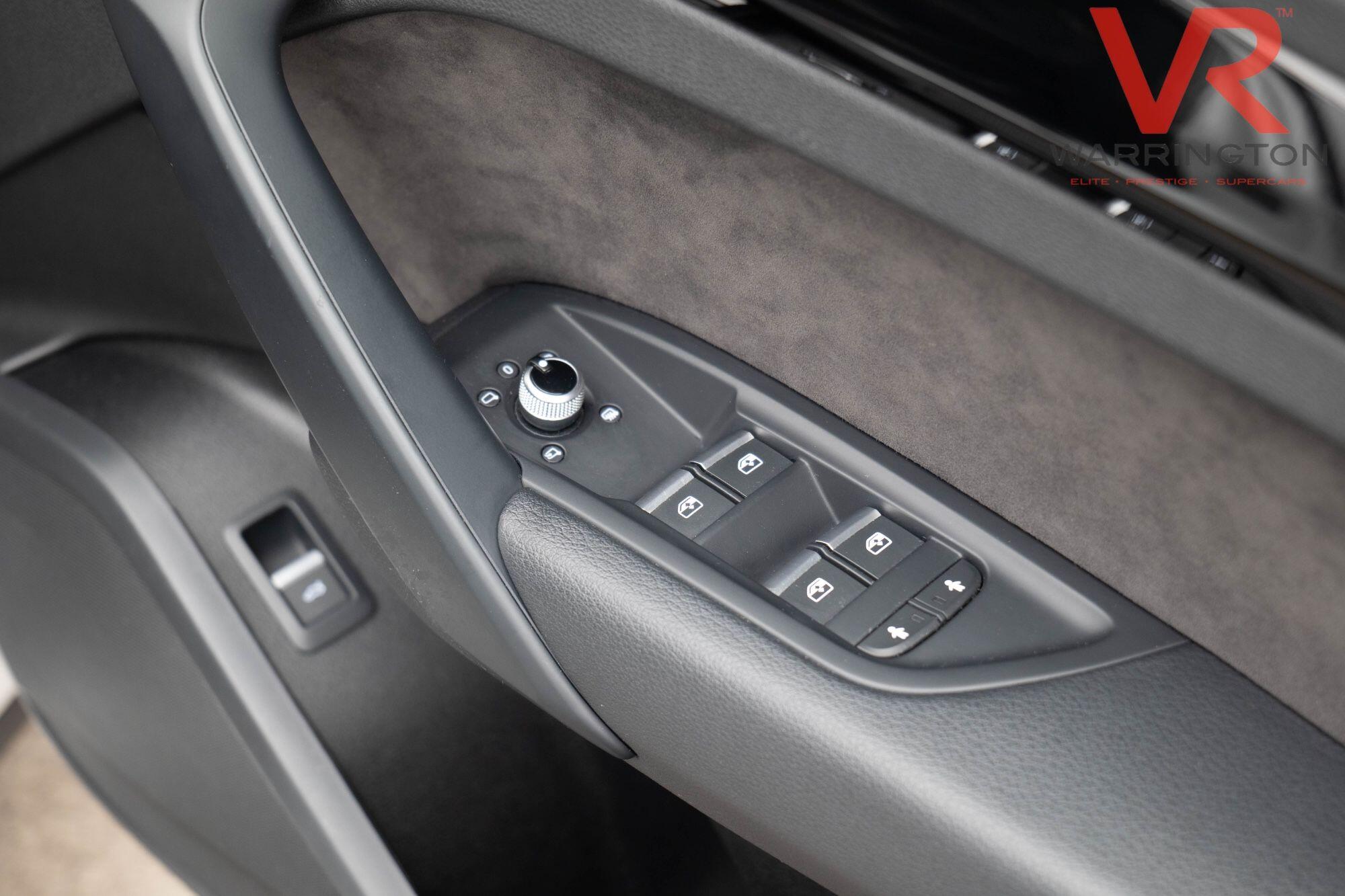 Audi Q5 view 25