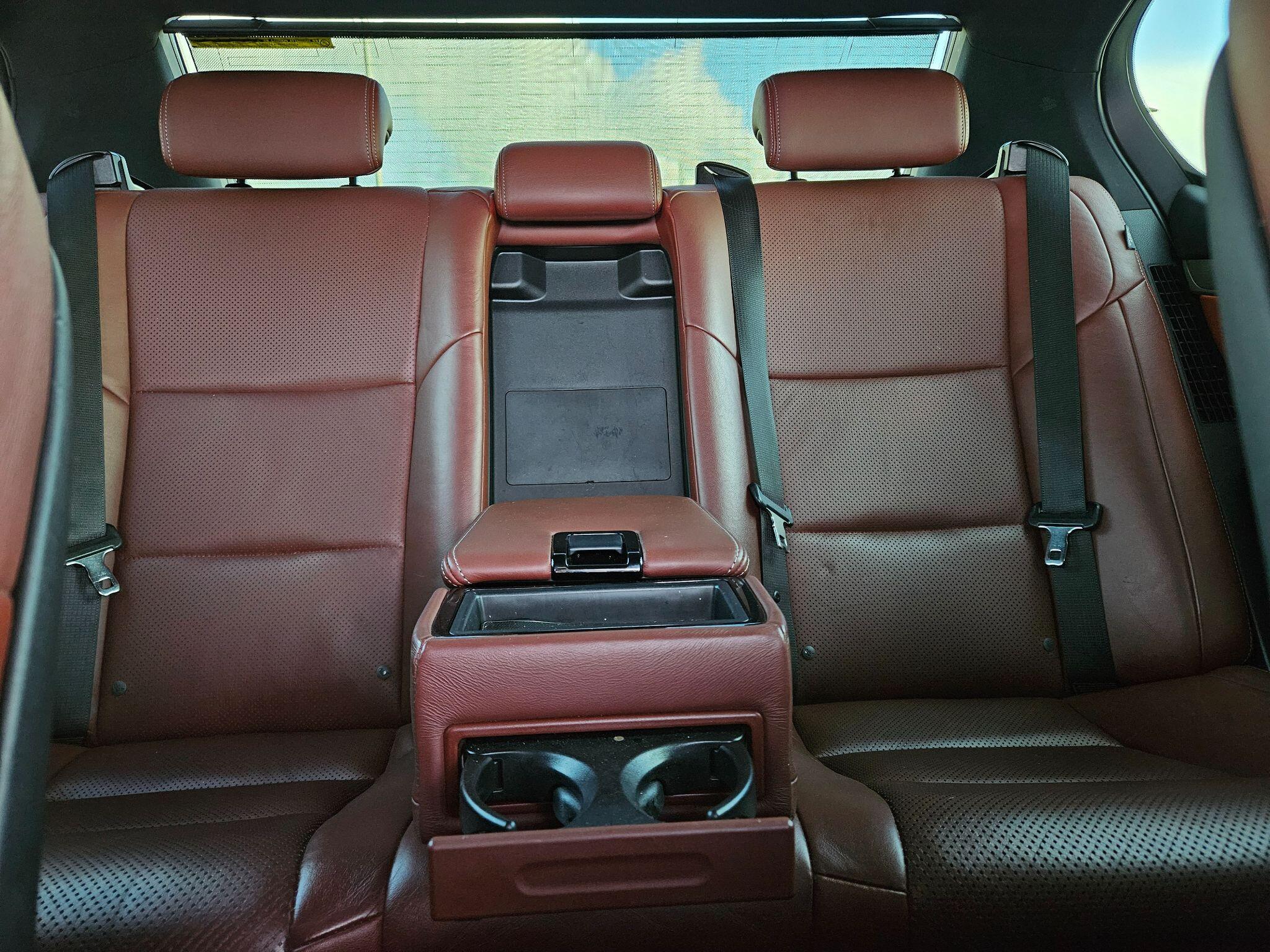 Lexus GS view 13