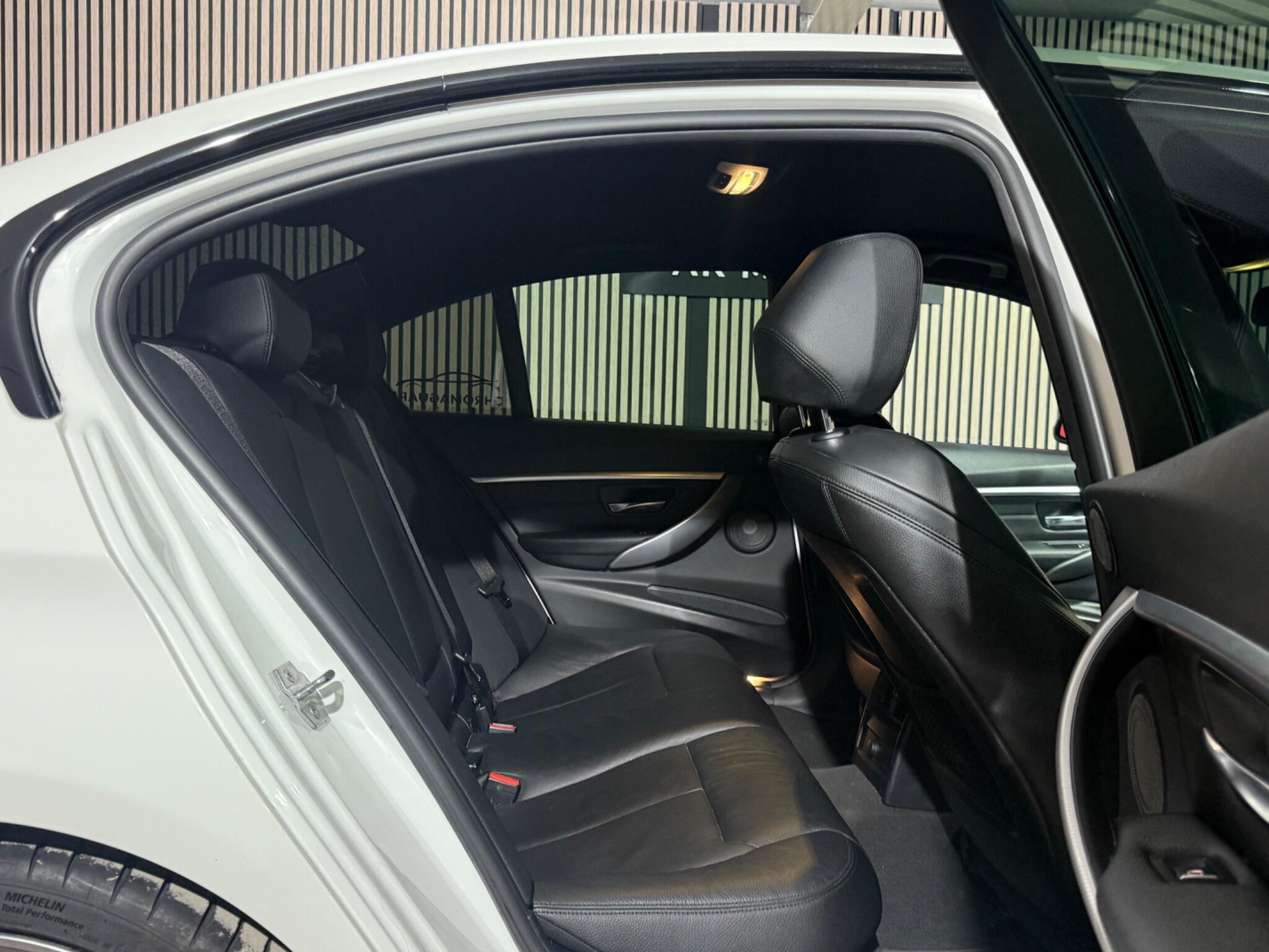 2018 BMW 3 Series 2.0 320i M Sport Shadow Edition Auto Euro 6 (s/s) 4dr • 132,500 miles image 33