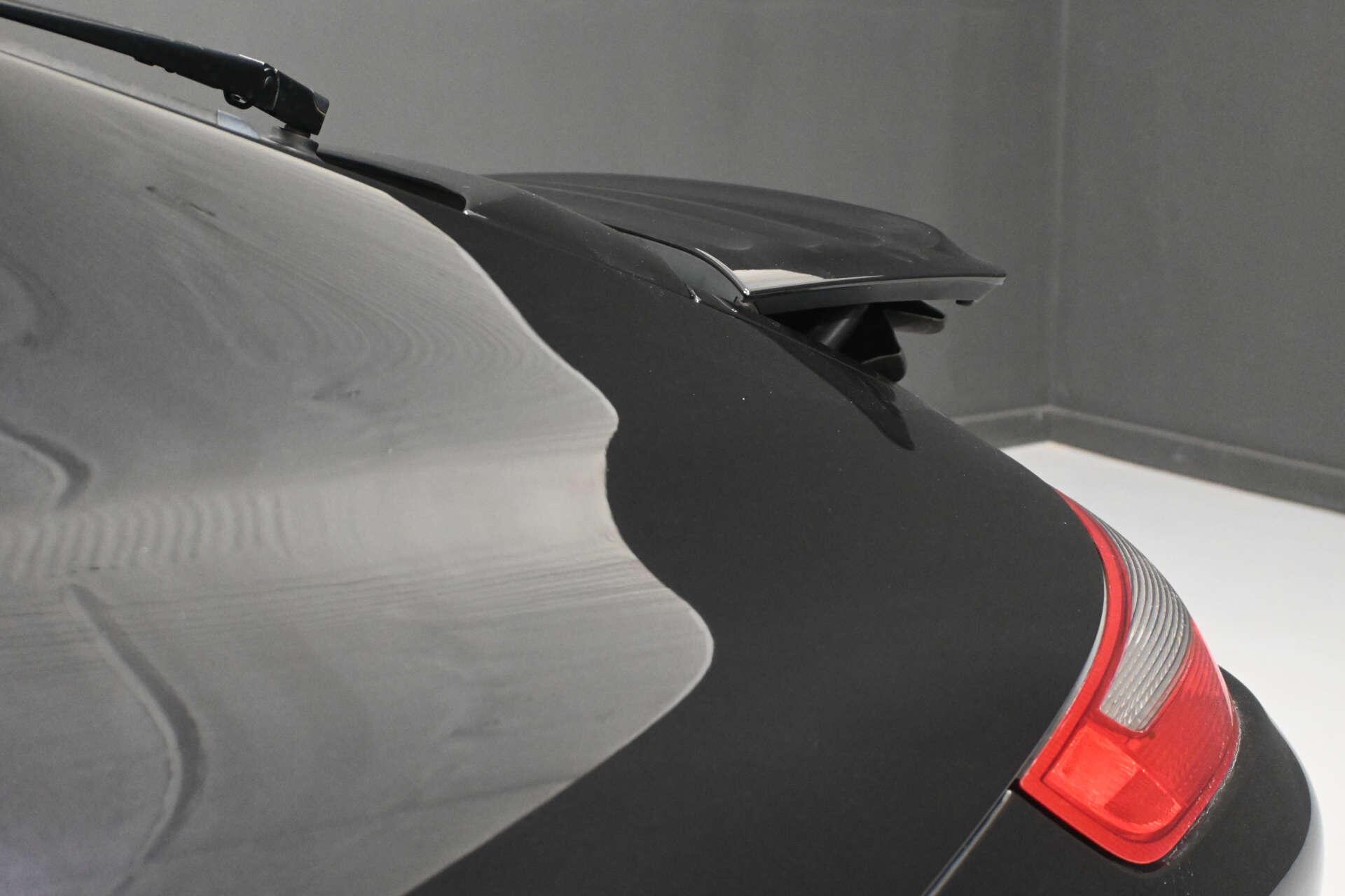 Porsche 911 view 48