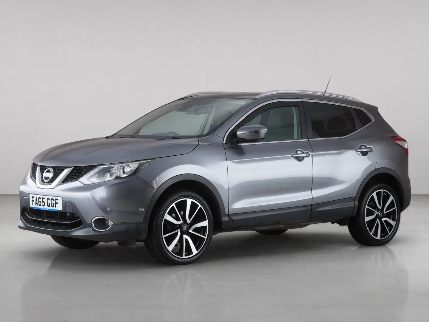 Nissan Qashqai view 2