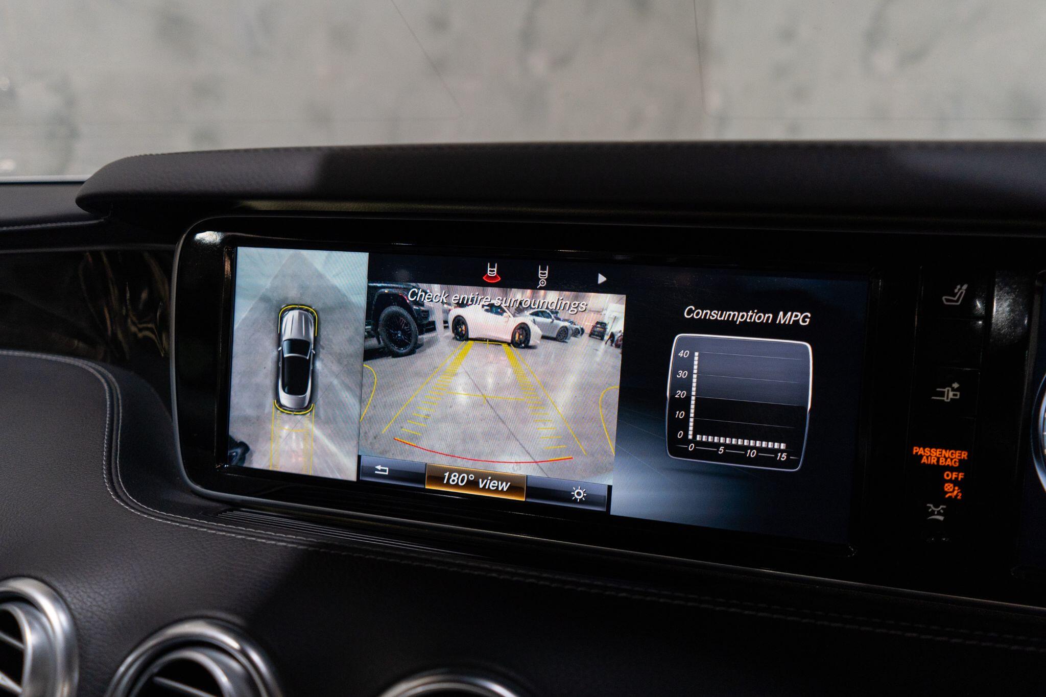 Mercedes-Benz S-Class view 19