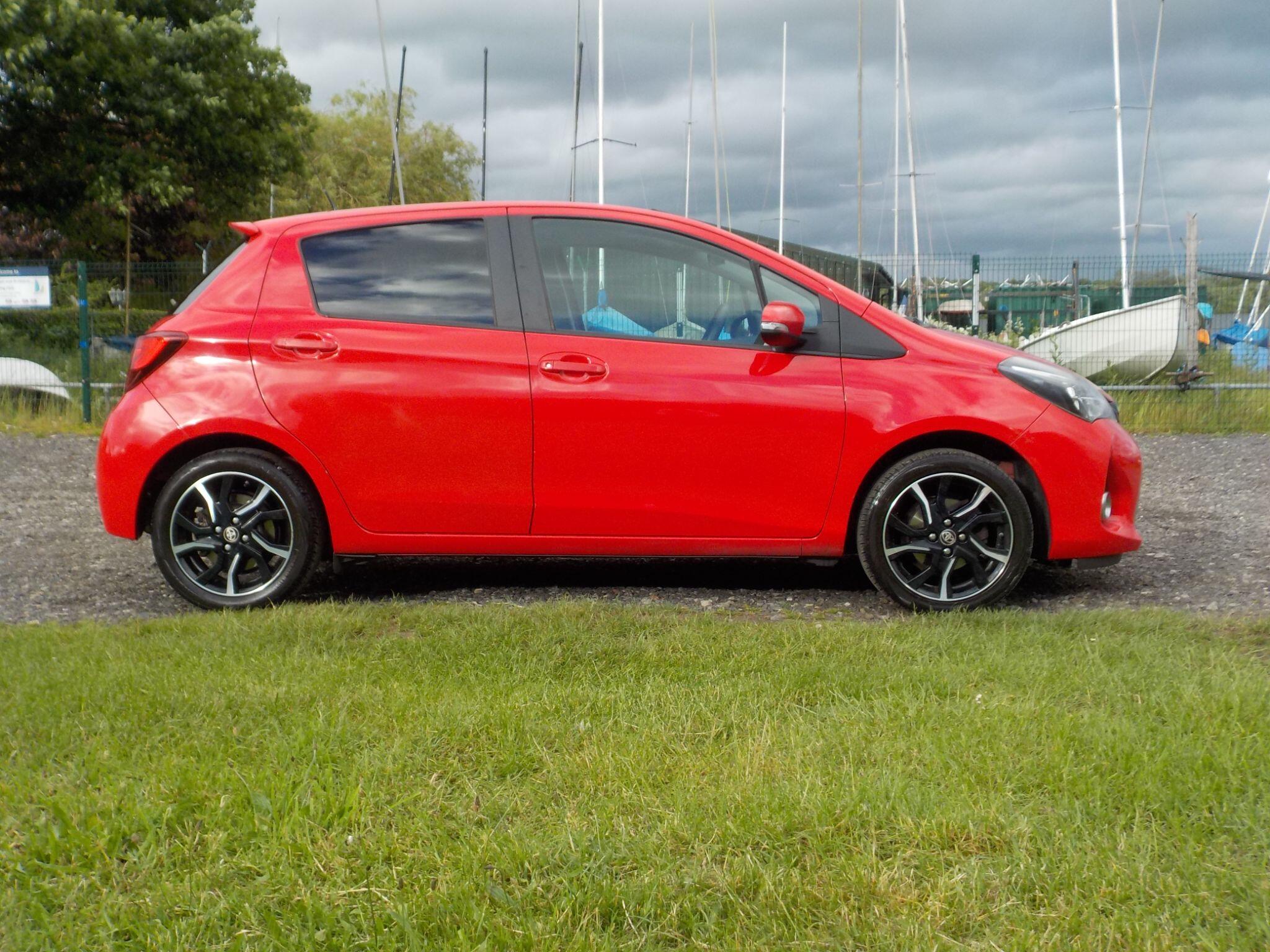 Toyota Yaris 1.33 Dual VVT-i Design Euro 6 5dr