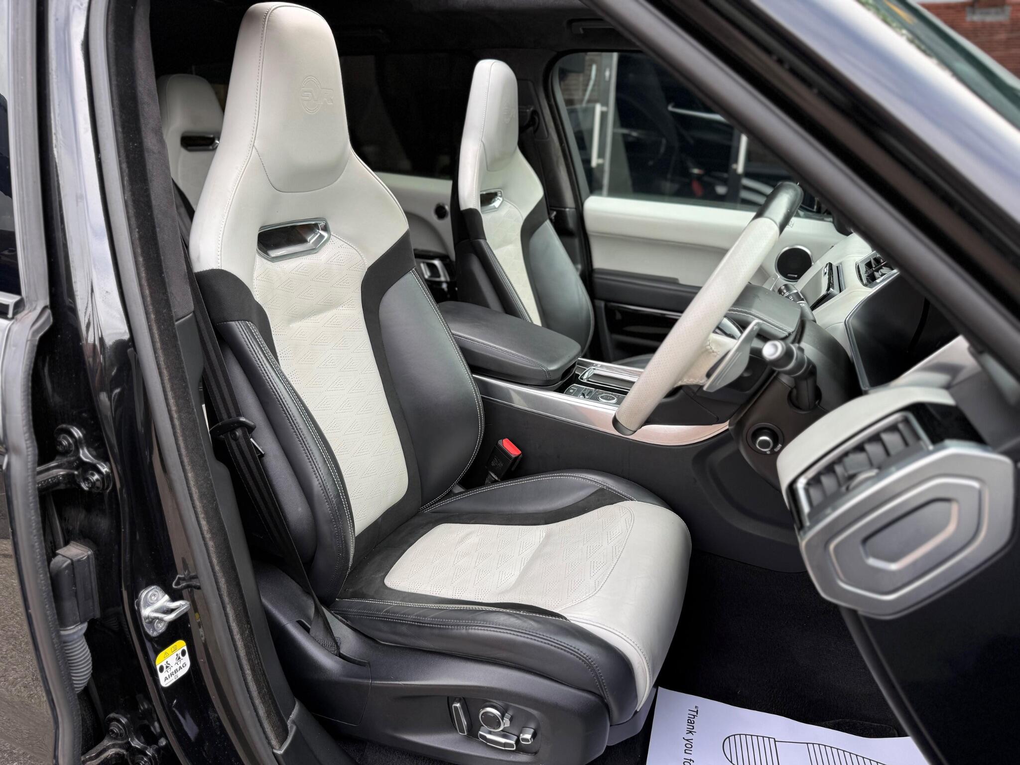 Land Rover Range Rover Sport view 8