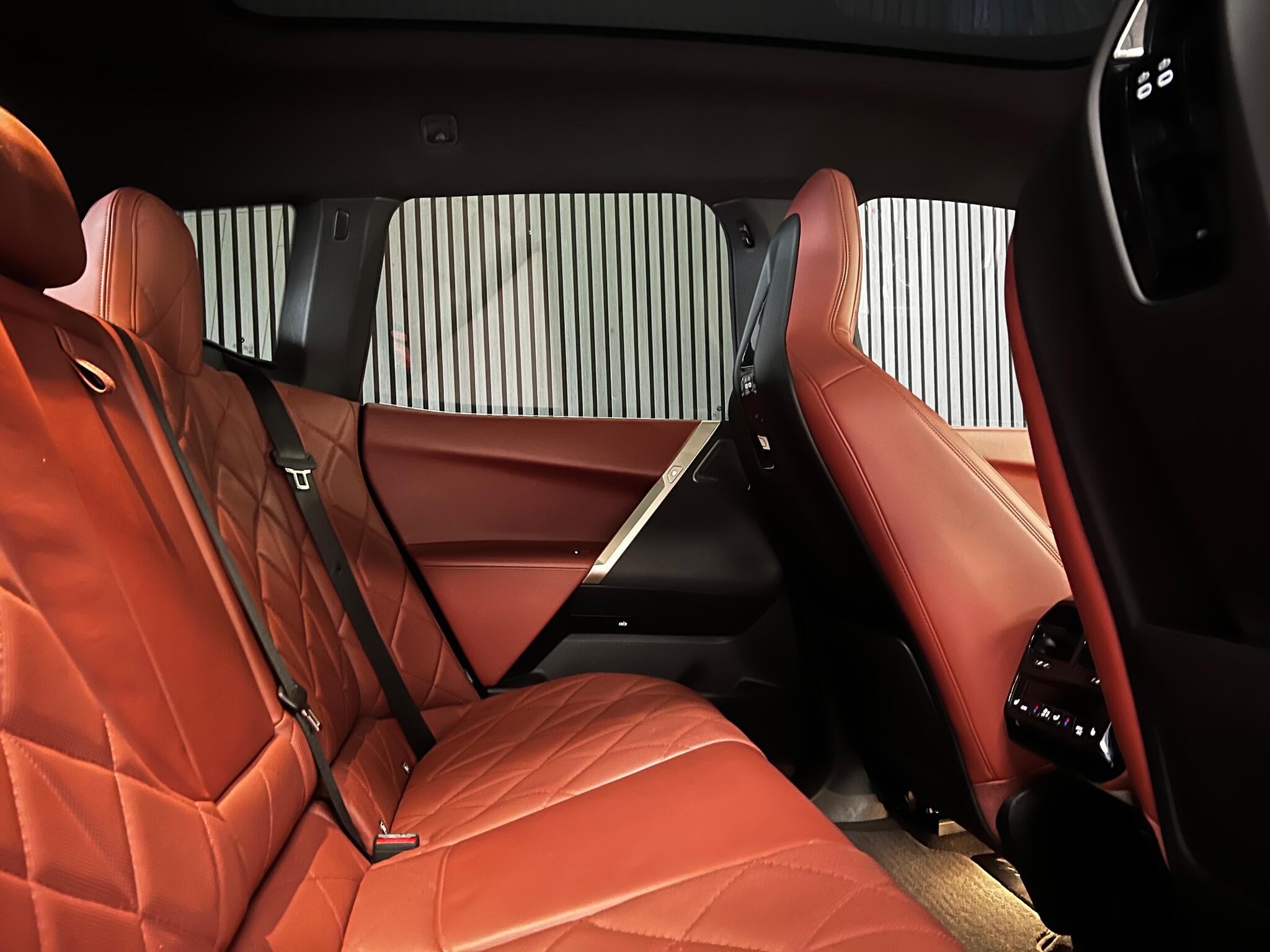 BMW iX view 13
