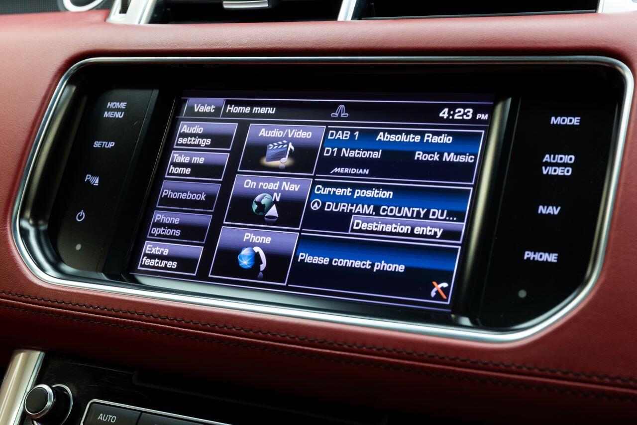 Land Rover Range Rover Sport view 25