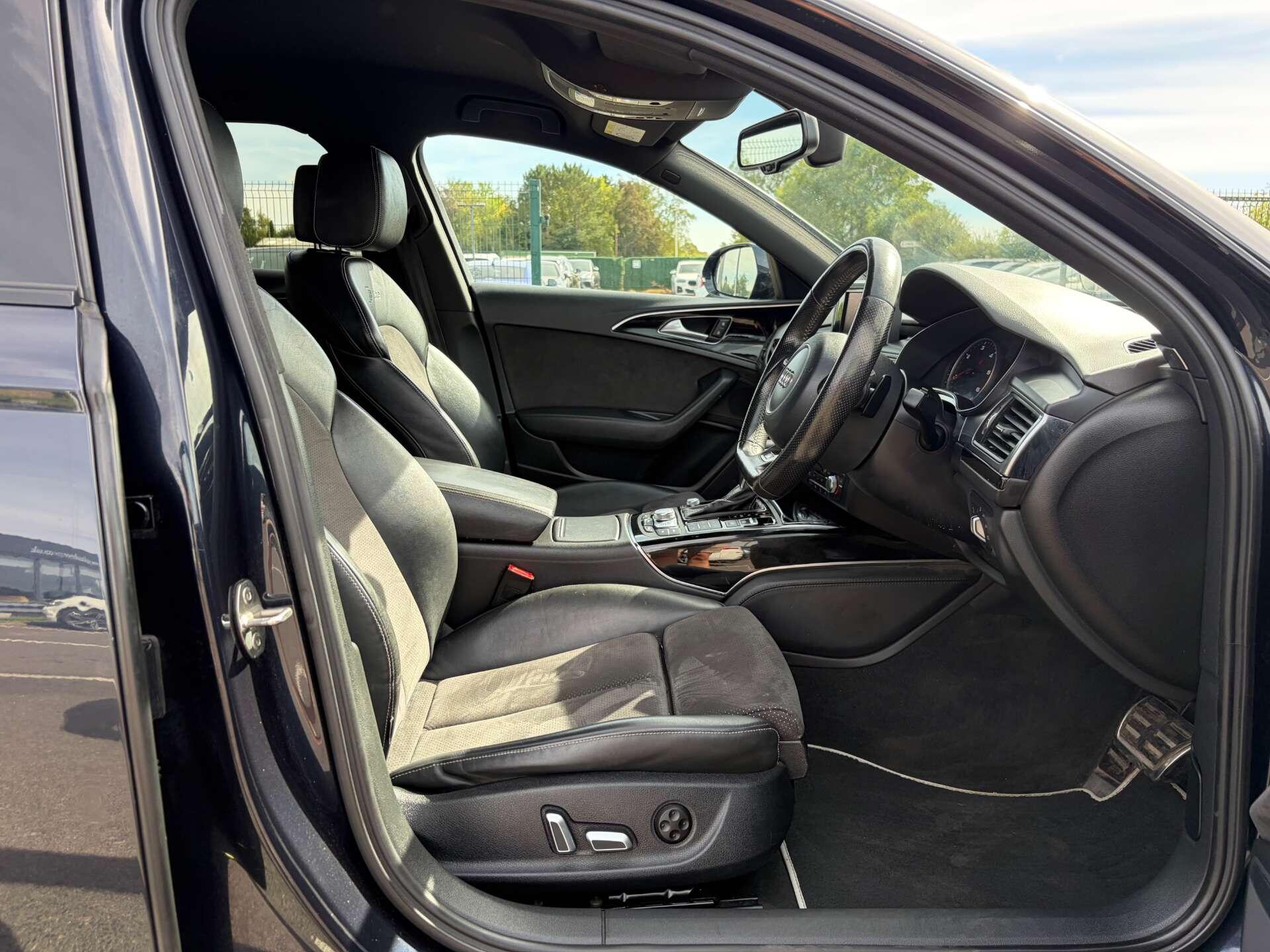 Audi A6 view 37