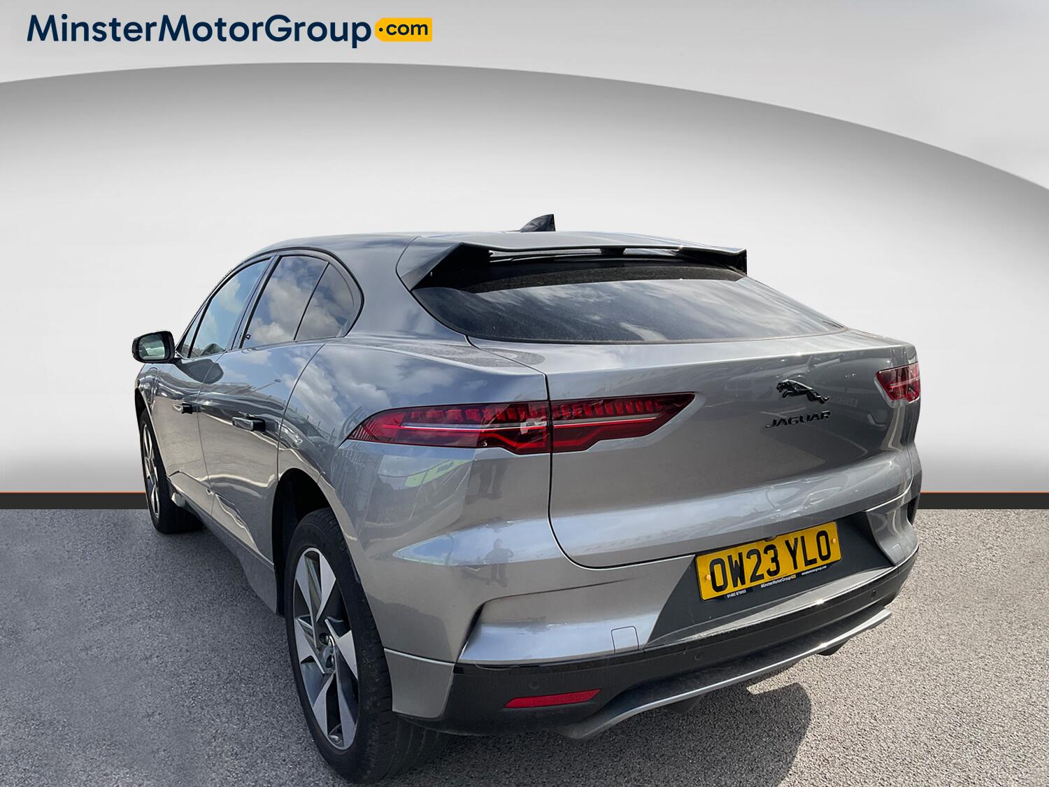 Jaguar I-Pace view 4