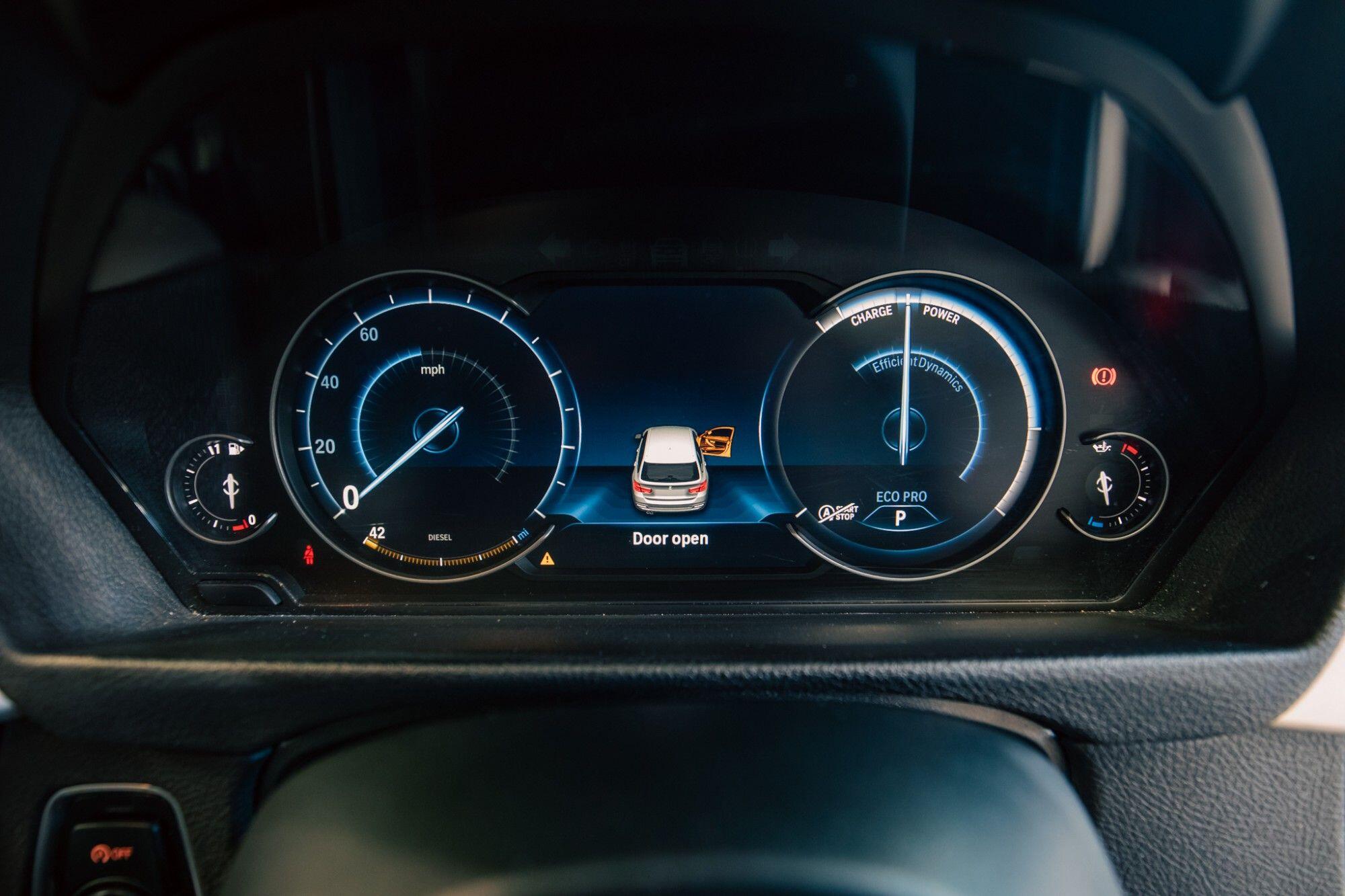 BMW 3 Series view 15