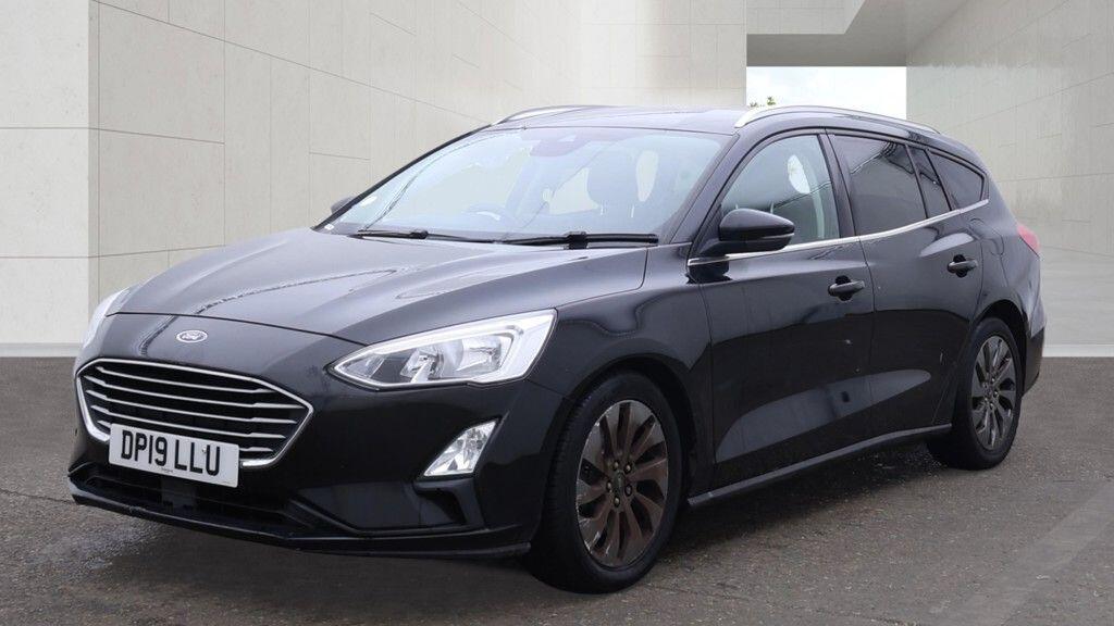 Ford Focus view 10