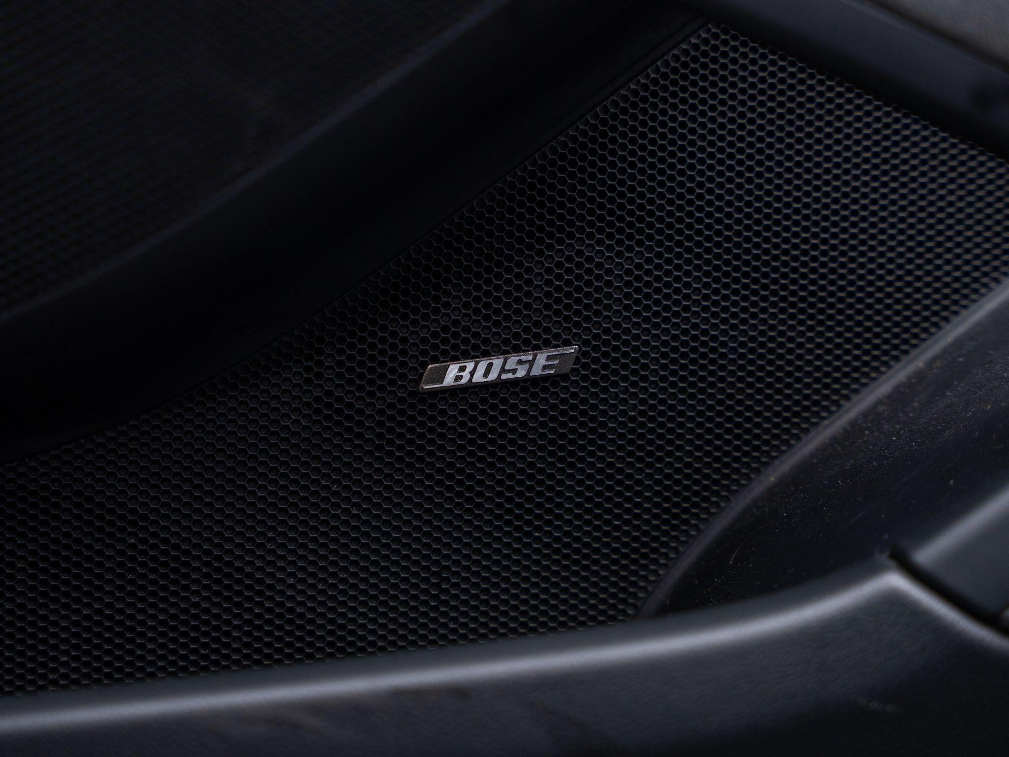 Porsche Cayman view 6