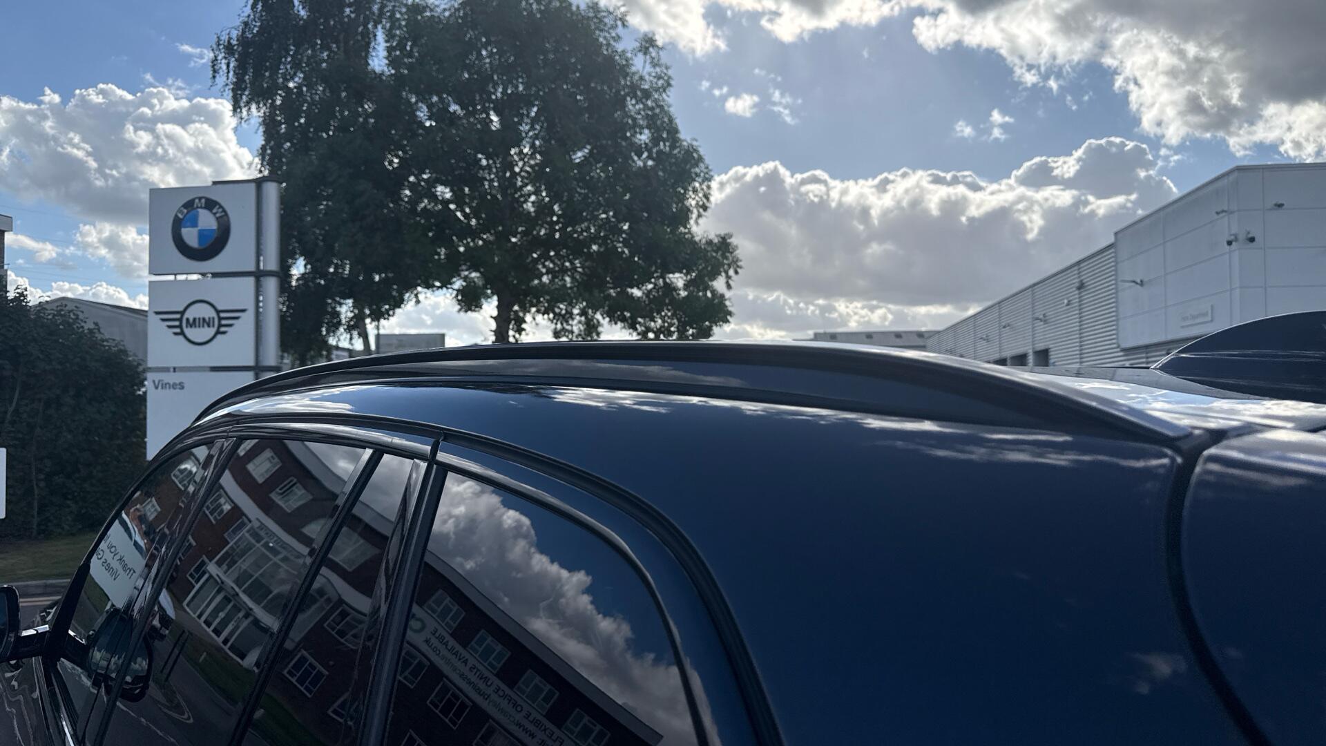 BMW X5 view 35