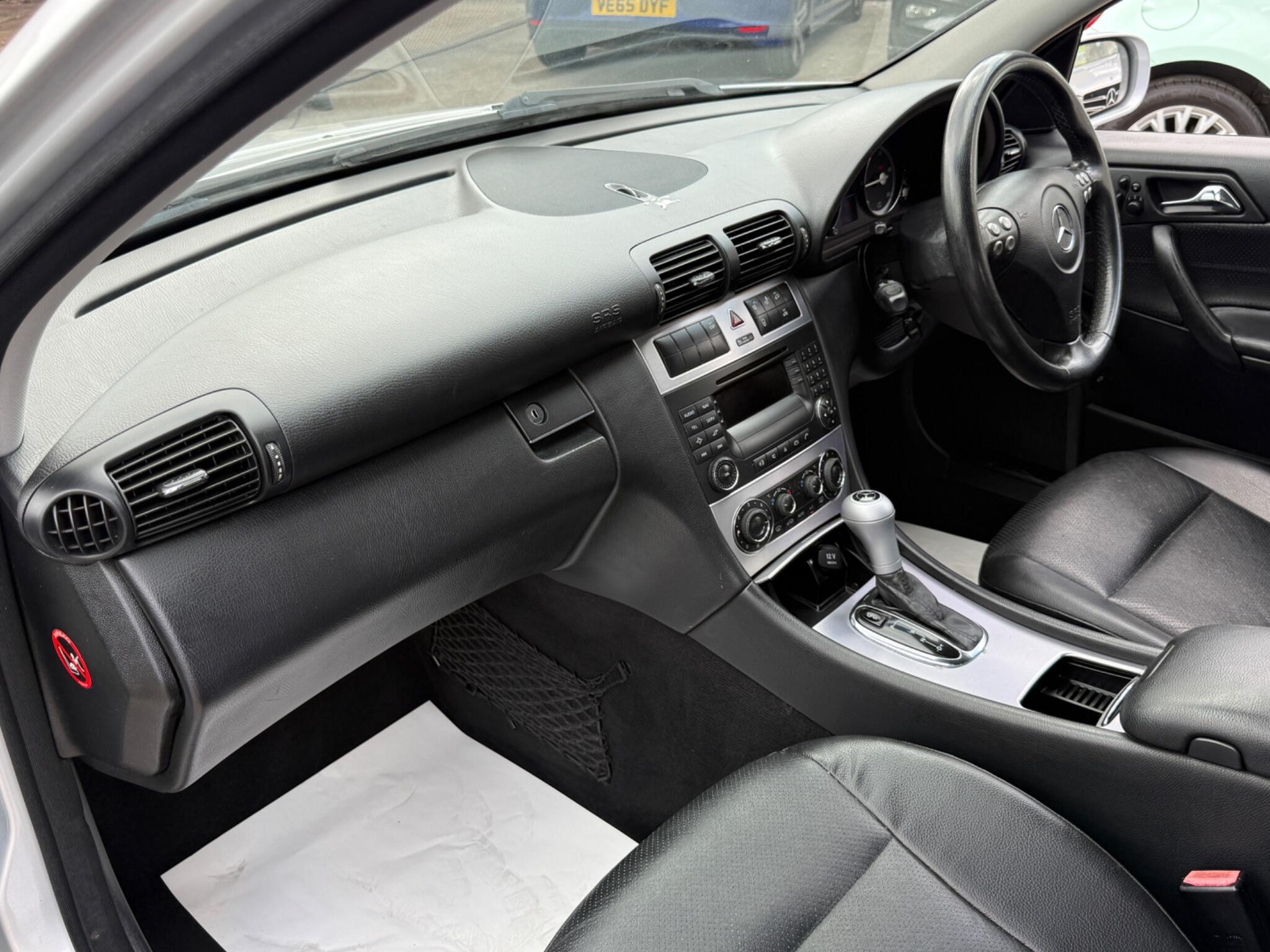 Mercedes-Benz C Class - Image 42