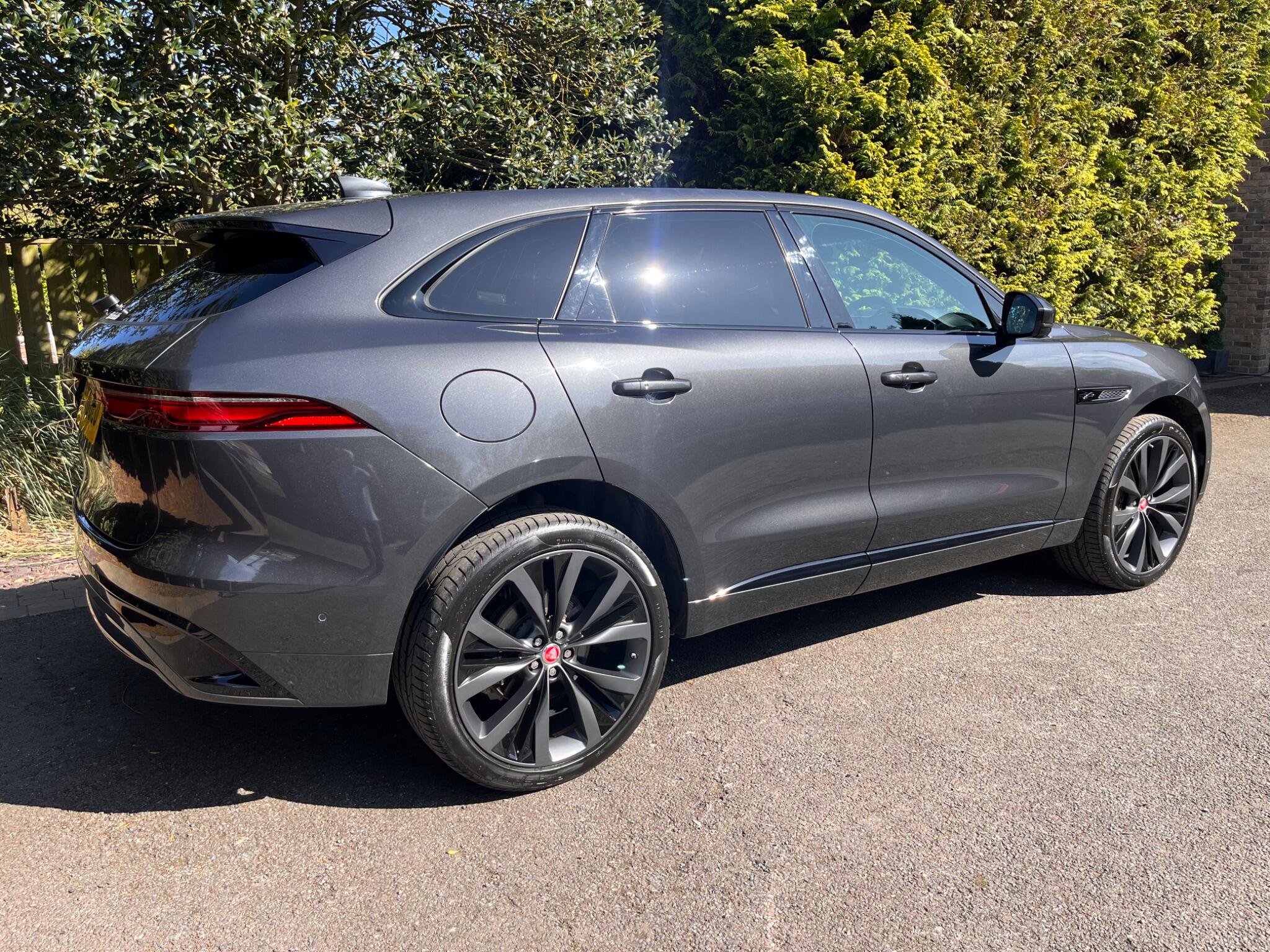 Jaguar F-Pace view 17