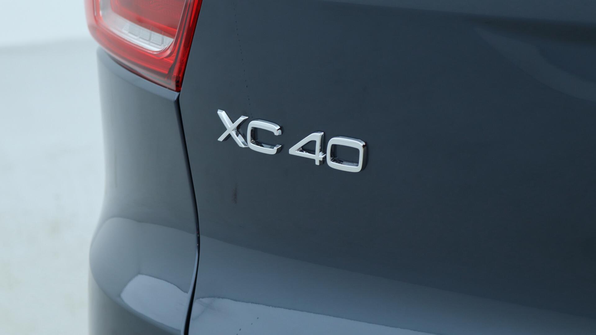 Volvo XC40 view 39