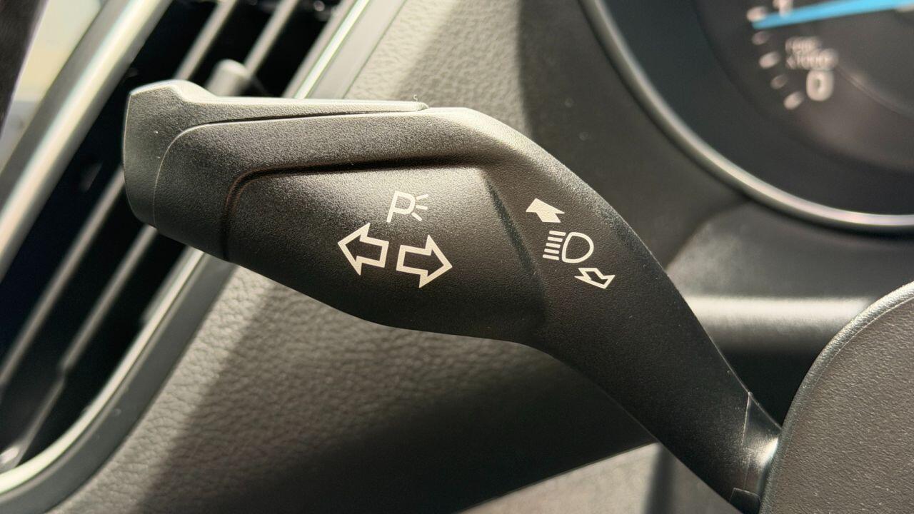 Ford C-Max view 29