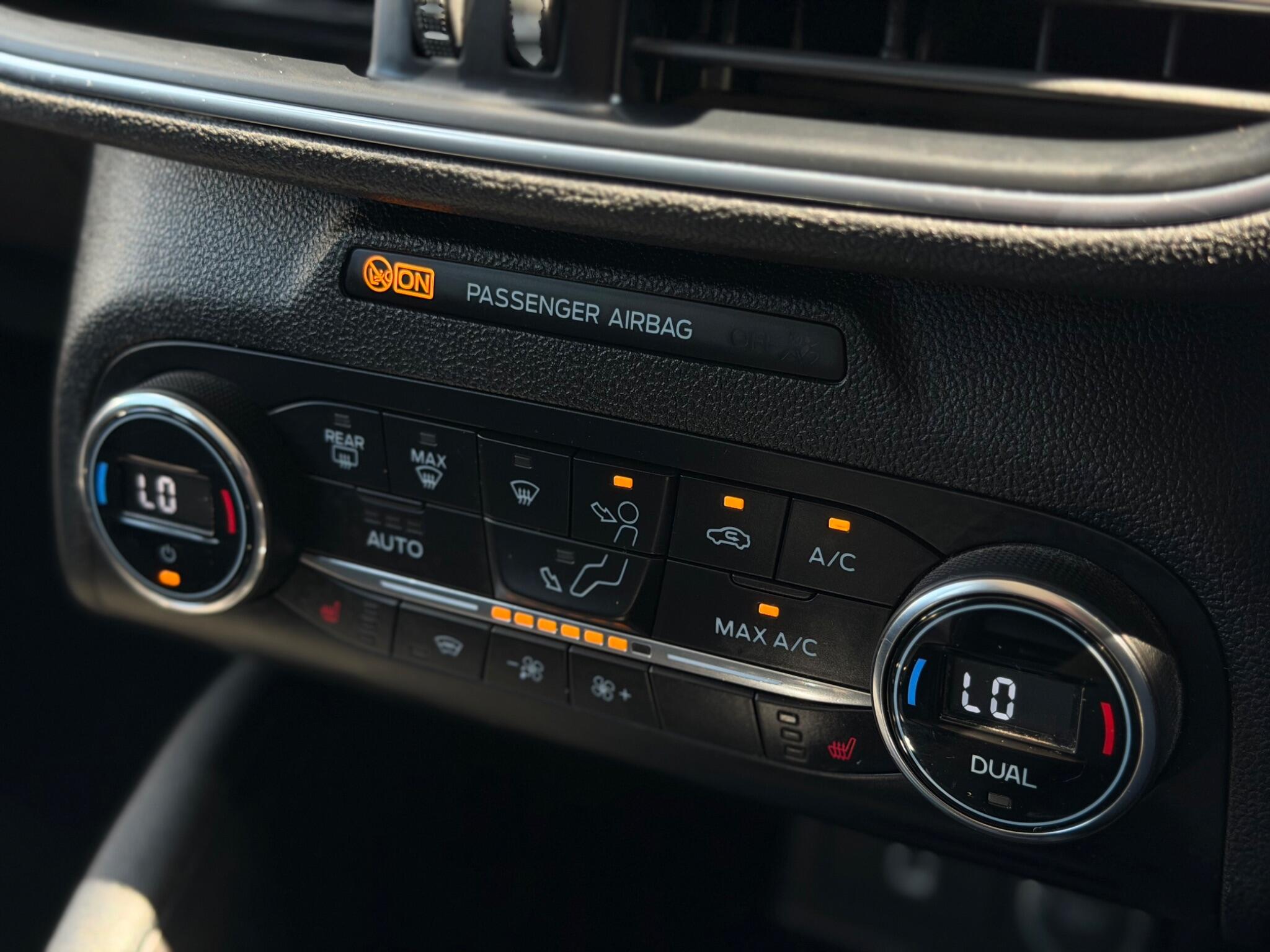 Ford Focus view 24