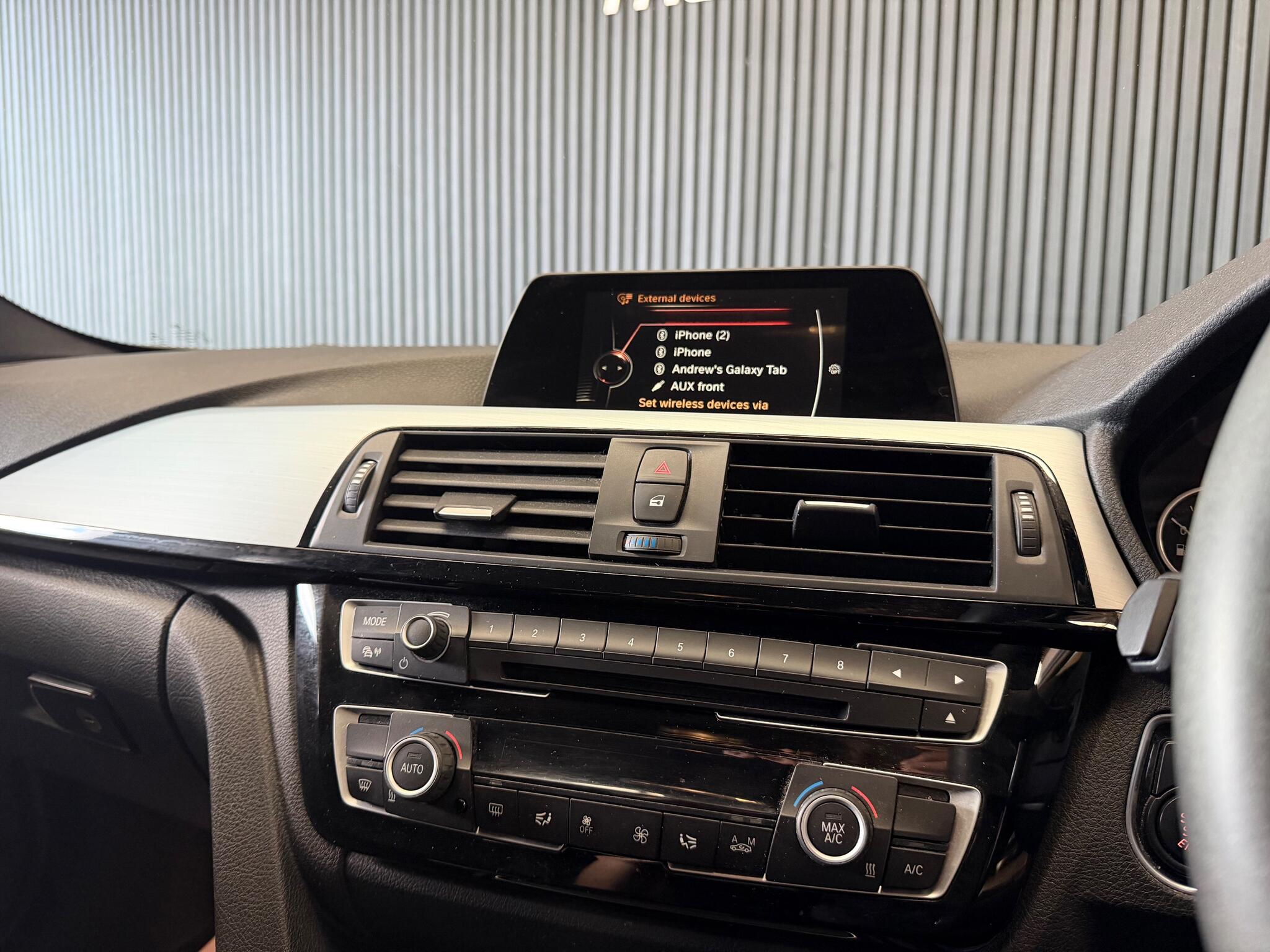 BMW 3 Series view 12