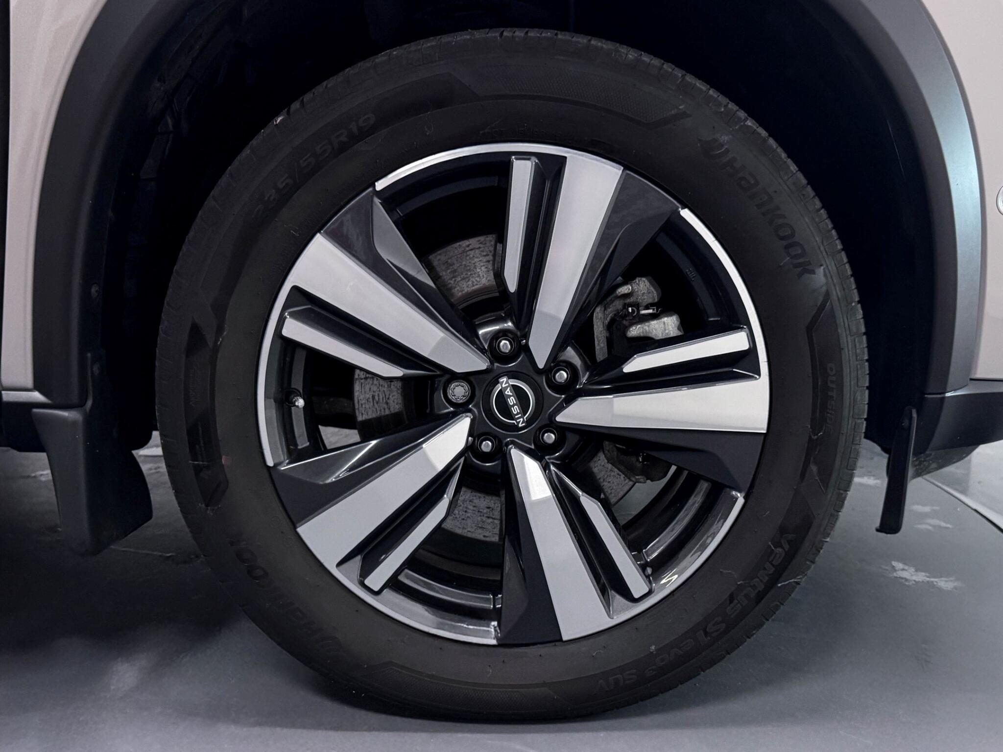 Nissan X-Trail view 51