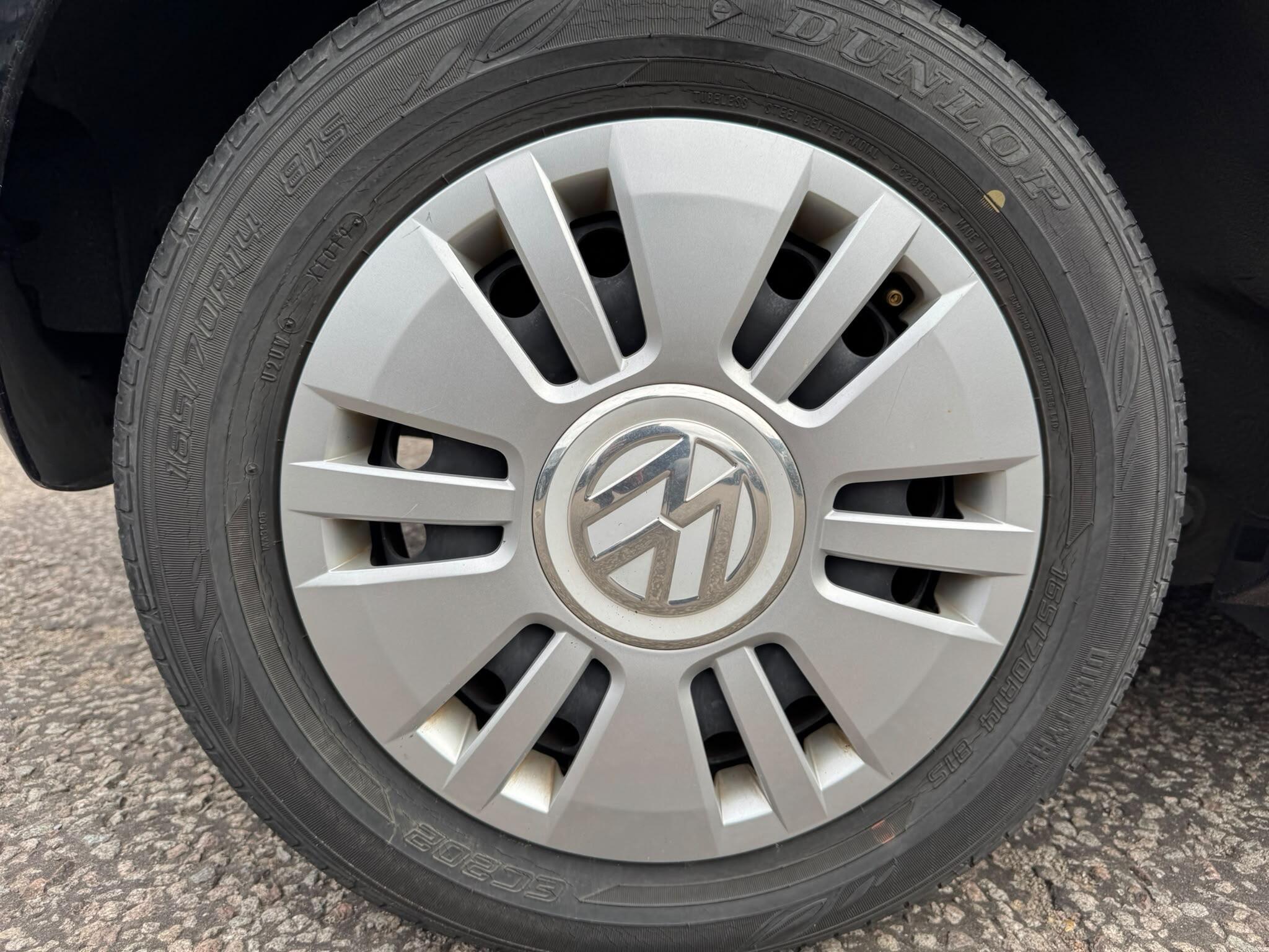 Volkswagen Up! view 58