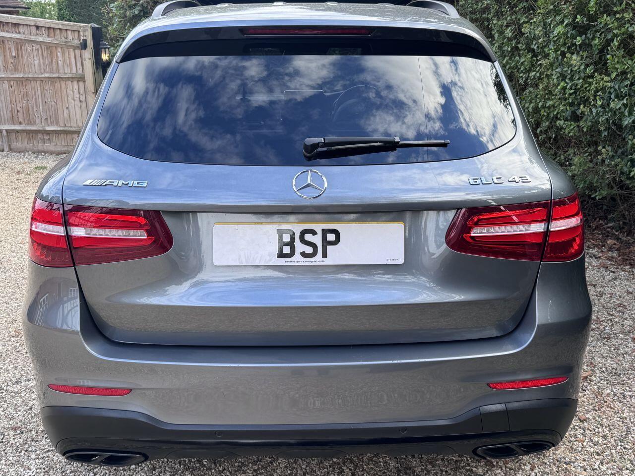 Mercedes-Benz GLC view 60