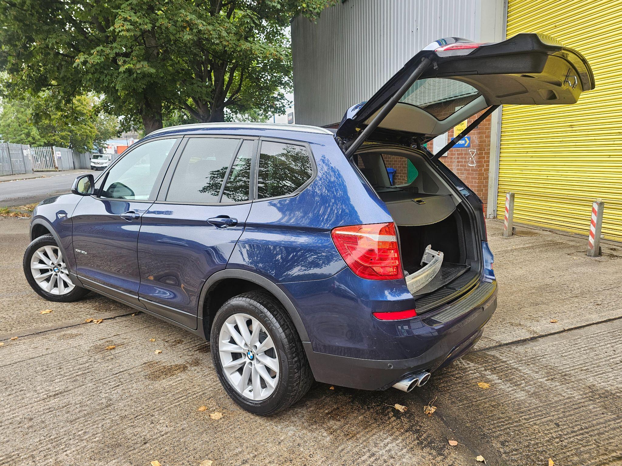 BMW X3 view 34