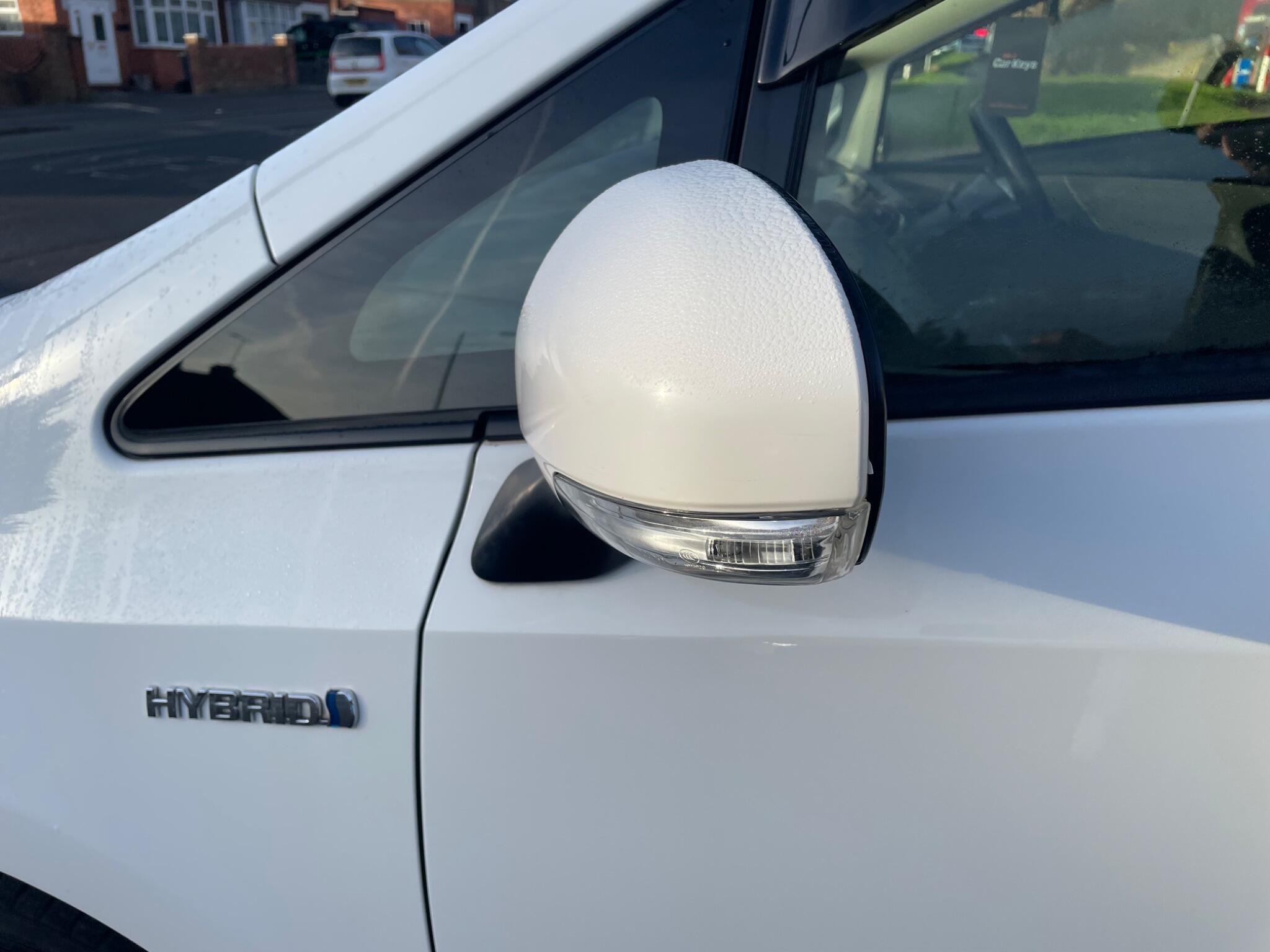 2014 Toyota Prius 1.5 CVT 4dr • 101,741 miles image 58