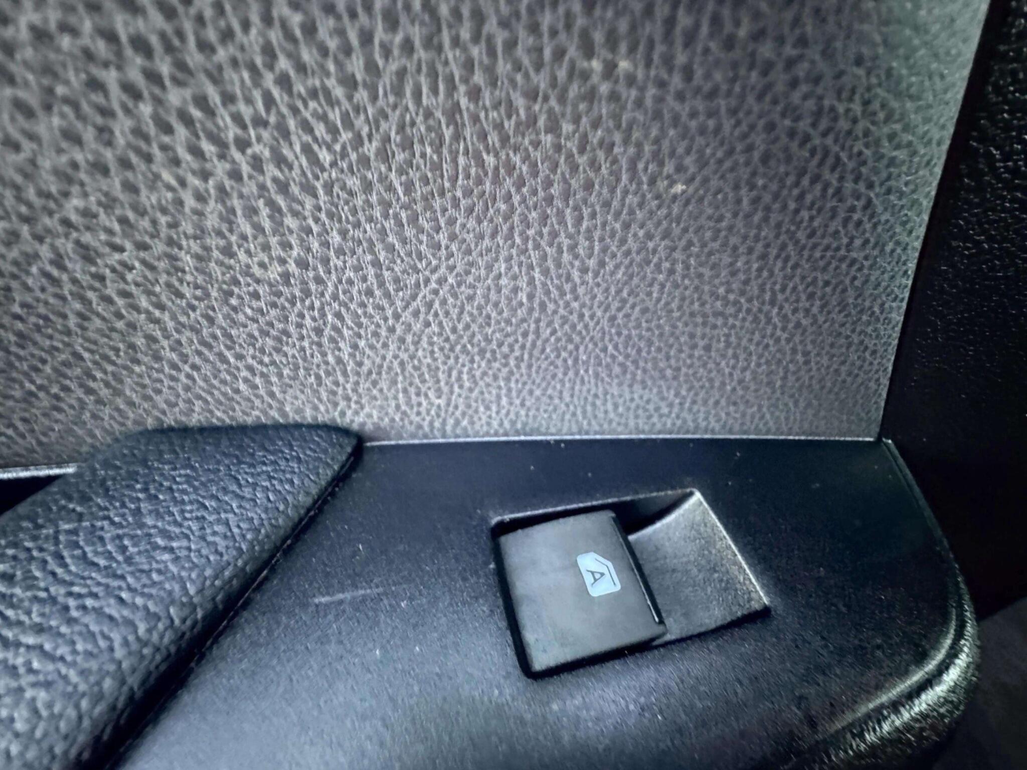 Toyota Prius view 44
