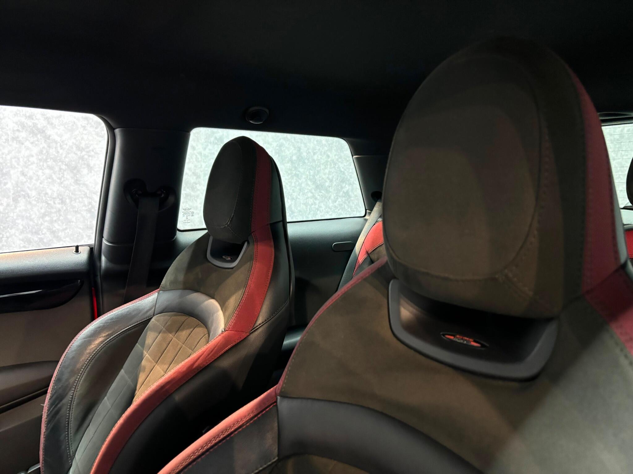 Mini Cooper view 7