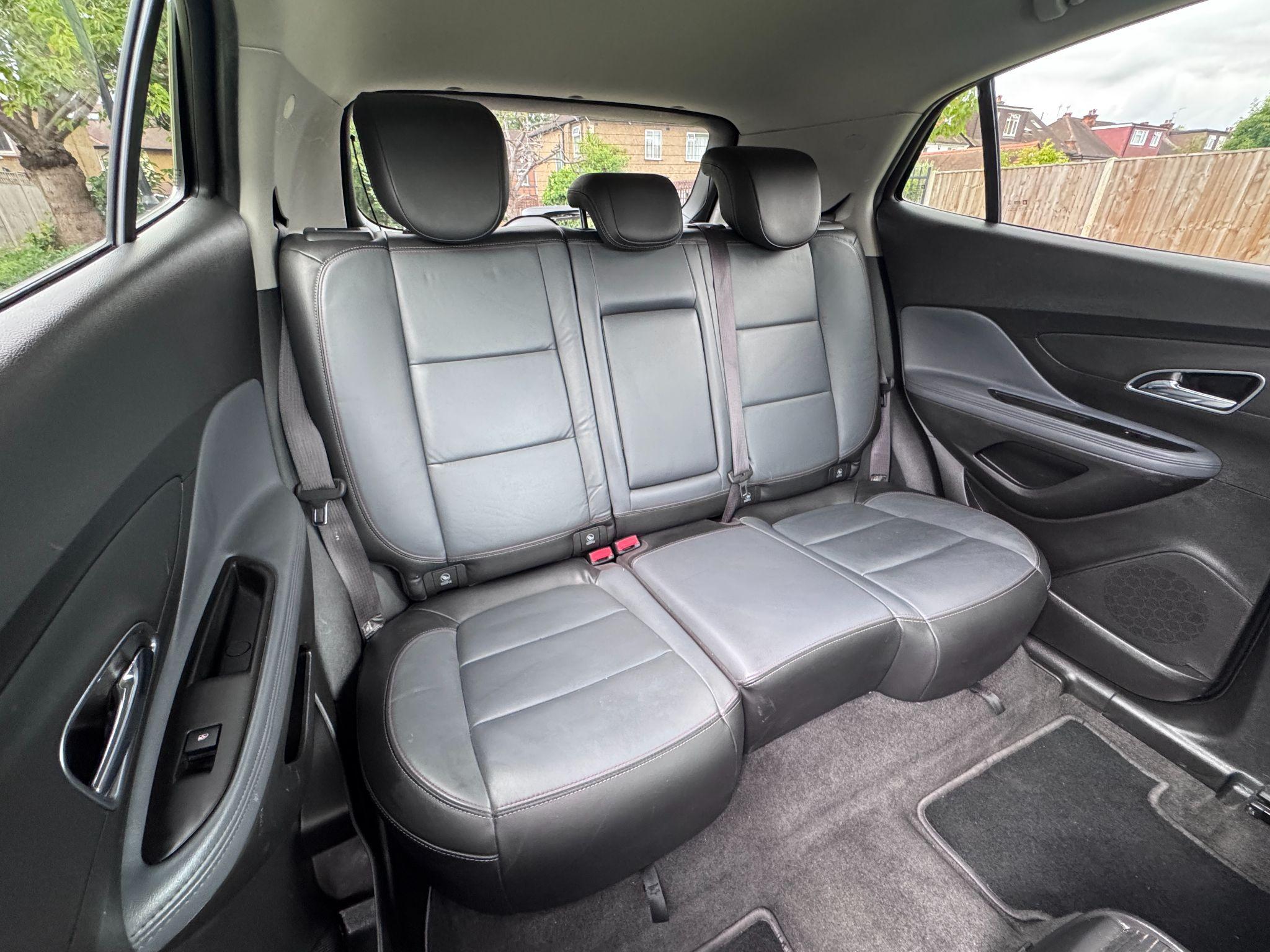 2016 Vauxhall Mokka image 28