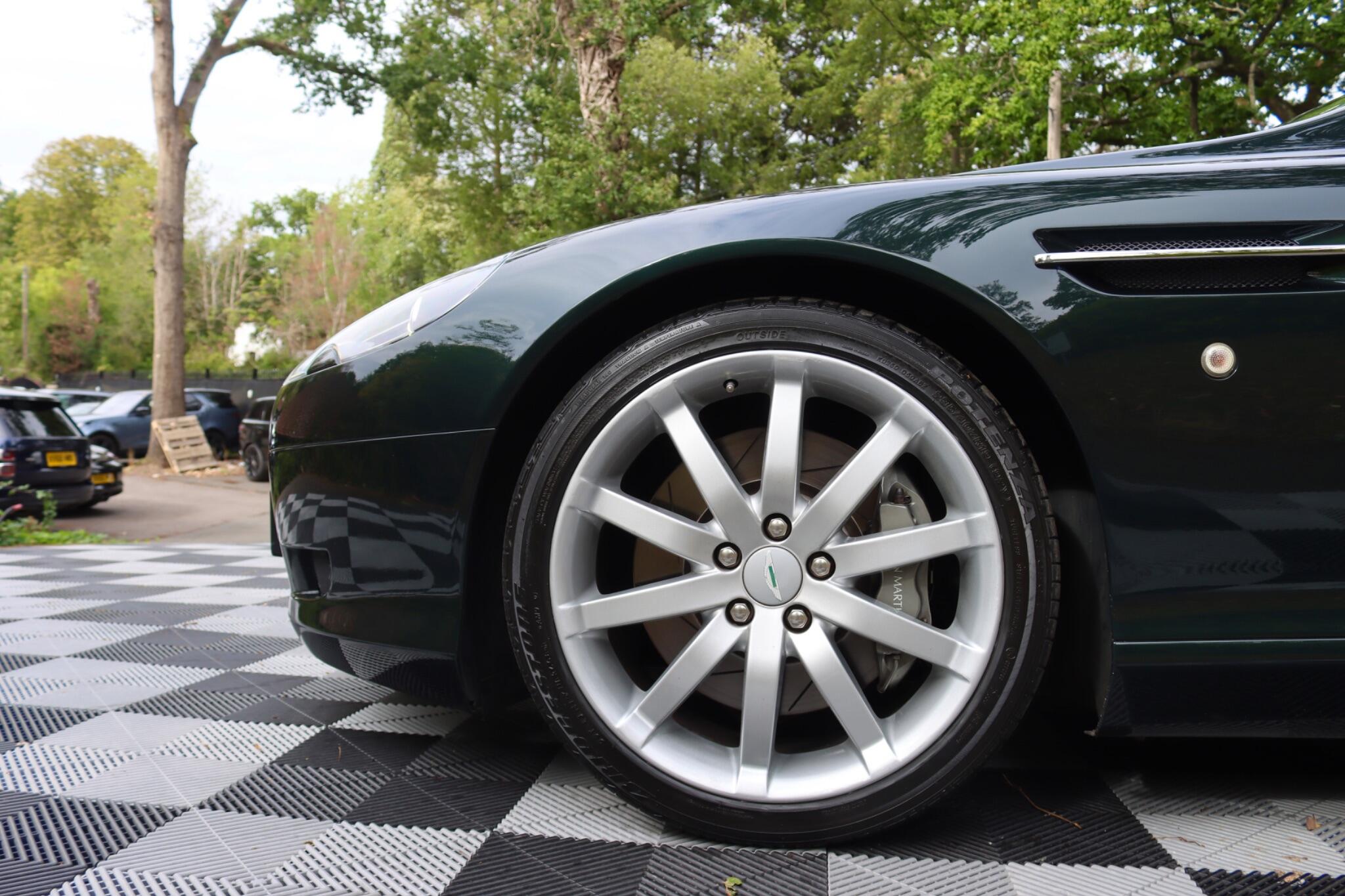 Aston Martin DB9 view 62