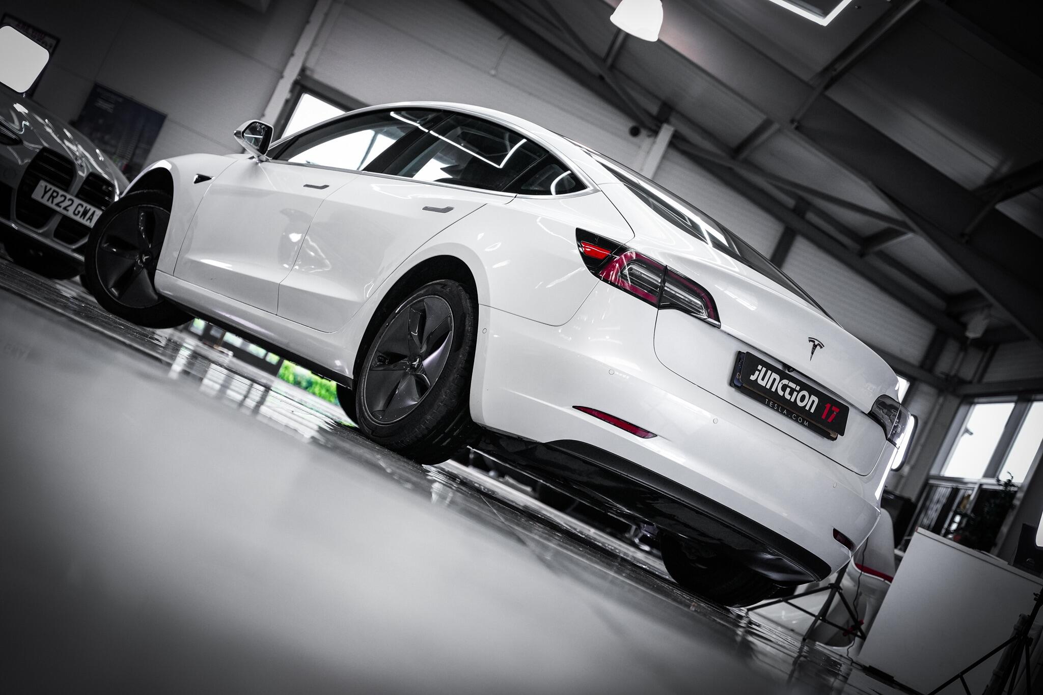 Tesla Model 3 view 6