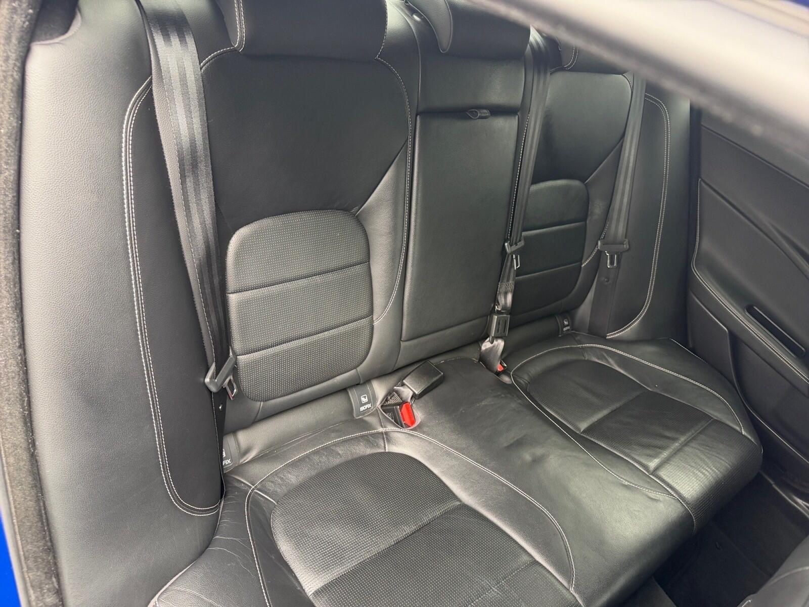 Jaguar Xe view 10