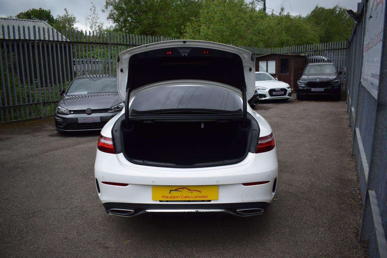 Mercedes-Benz E-Class view 57