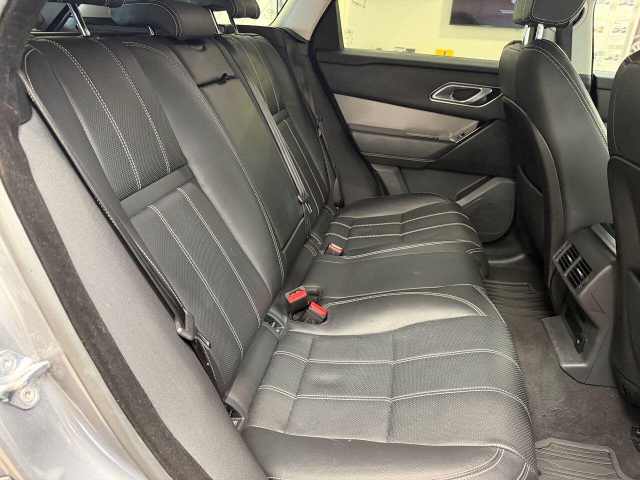 Land Rover Range Rover Velar view 30